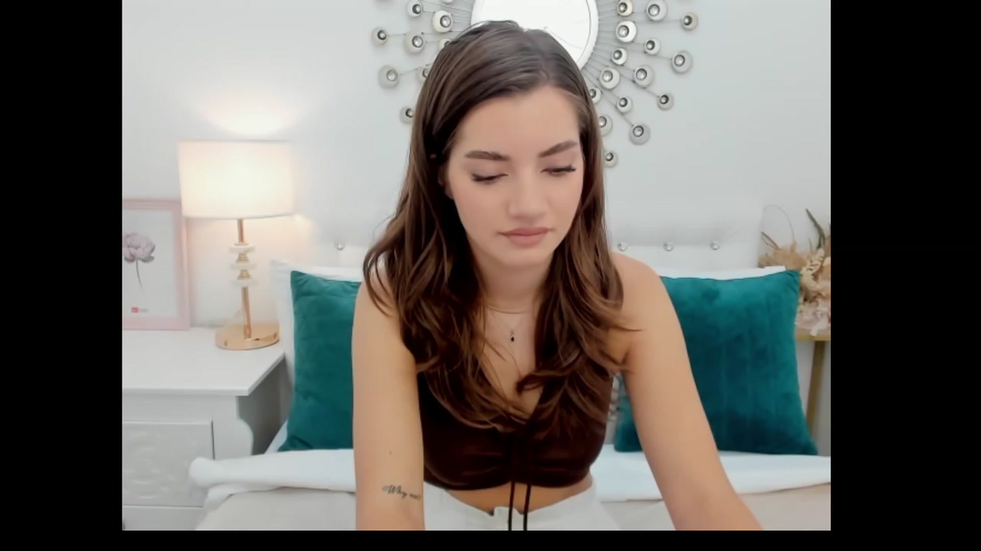 Gallery image thumbnail from AlexisOcean's myfreecams stream on, 08/21/2023, 06:58 image 2 of 20