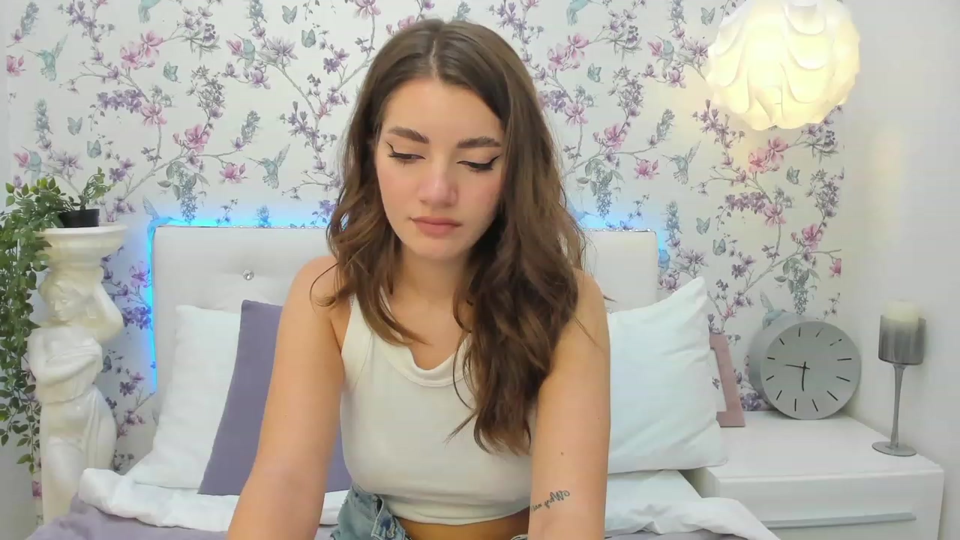 Gallery image thumbnail from AlexisOcean's myfreecams stream on, 08/31/2023, 12:03 image 1 of 20