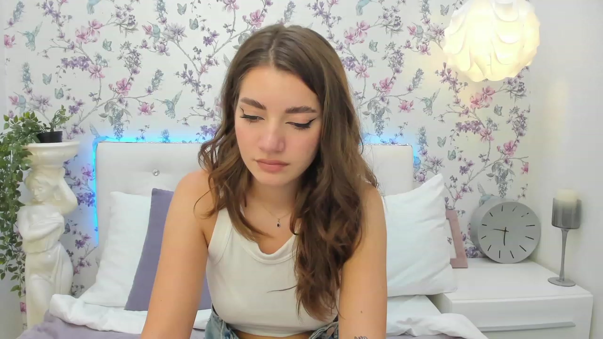 Gallery image thumbnail from AlexisOcean's myfreecams stream on, 08/31/2023, 12:03 image 8 of 20