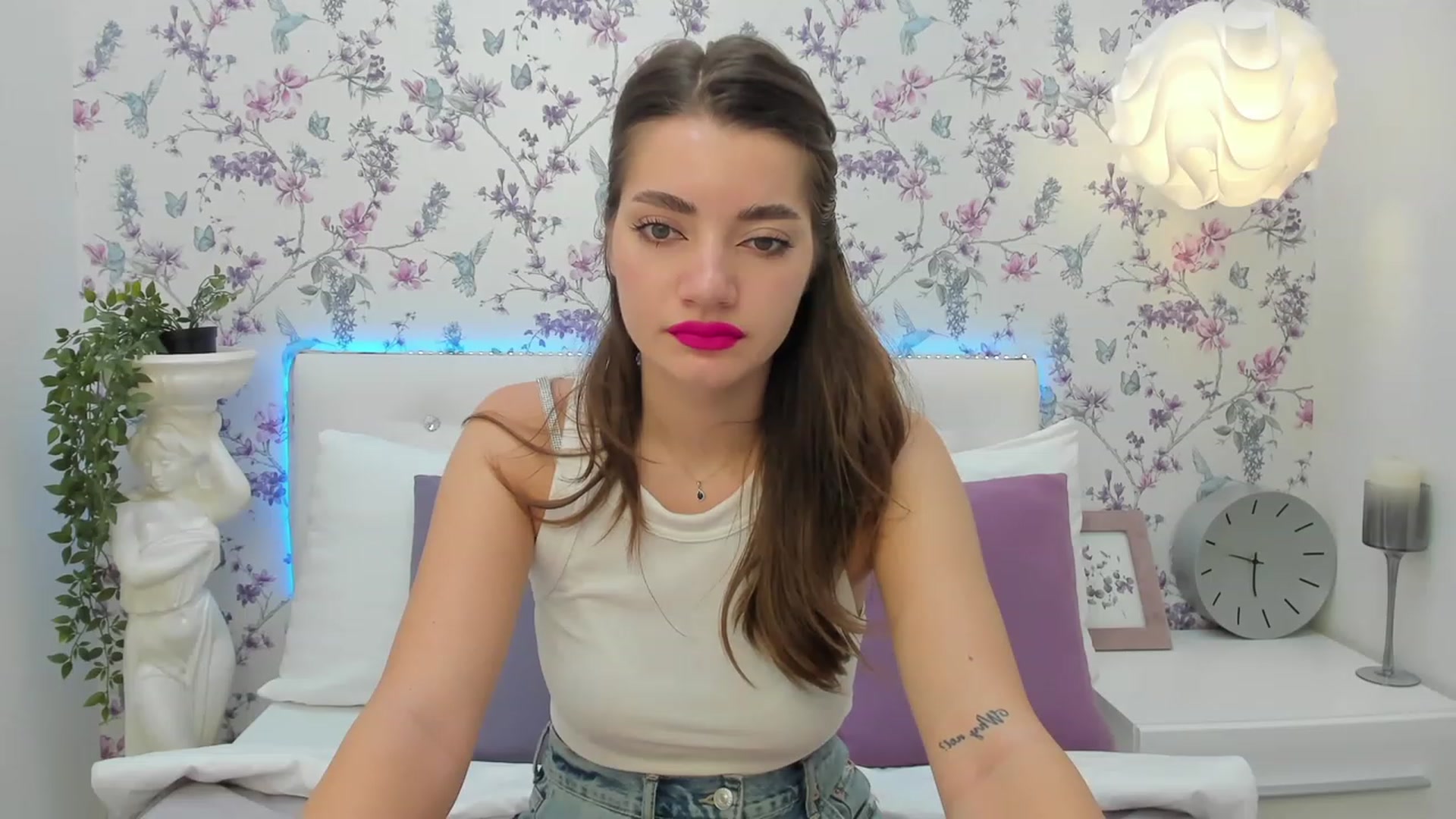 Gallery image thumbnail from AlexisOcean's myfreecams stream on, 09/01/2023, 10:48 image 8 of 20