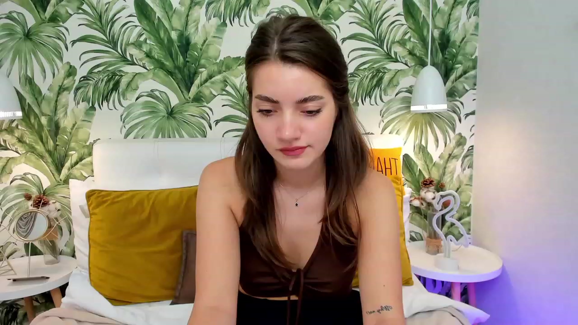 Gallery image thumbnail from AlexisOcean's myfreecams stream on, 09/02/2023, 22:03 image 13 of 20