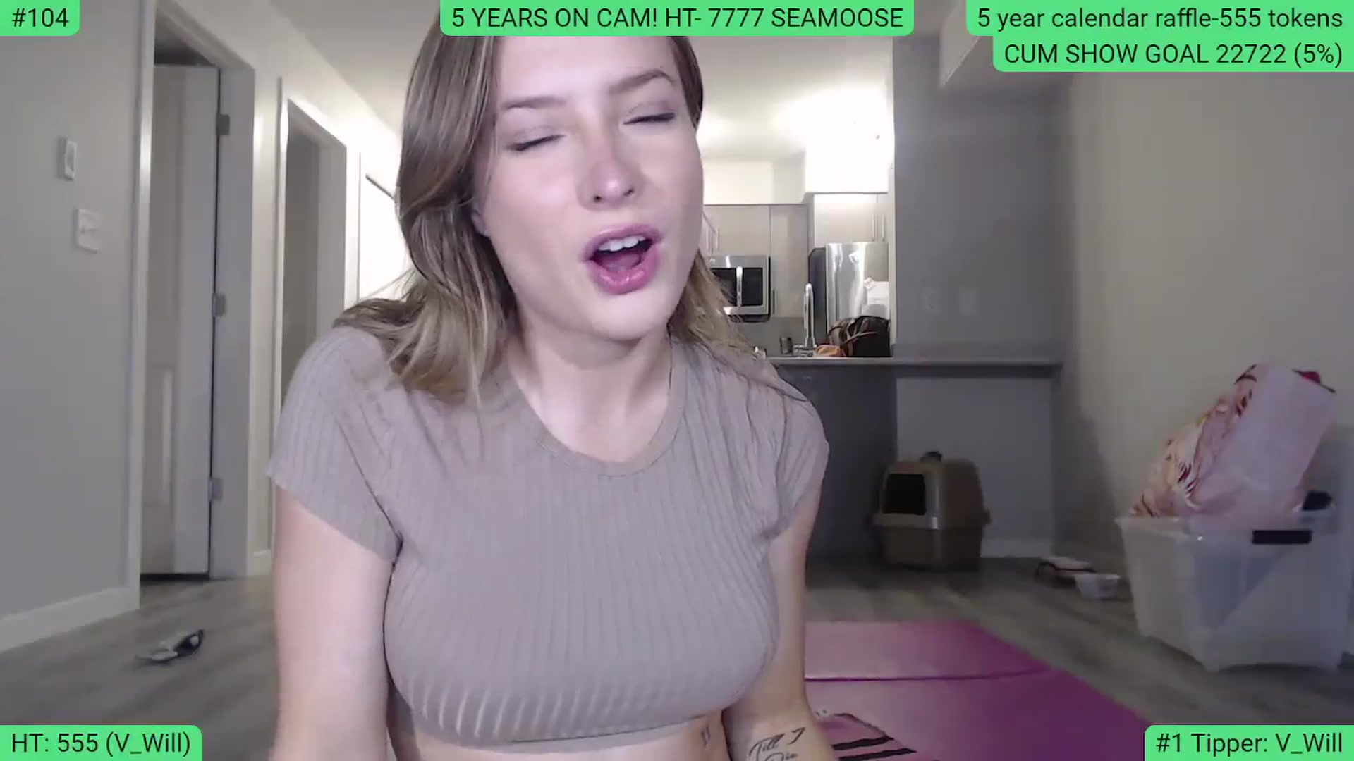 Gallery image thumbnail from AlexisW5years's myfreecams stream on, 11/04/2023, 24:01 image 3 of 20