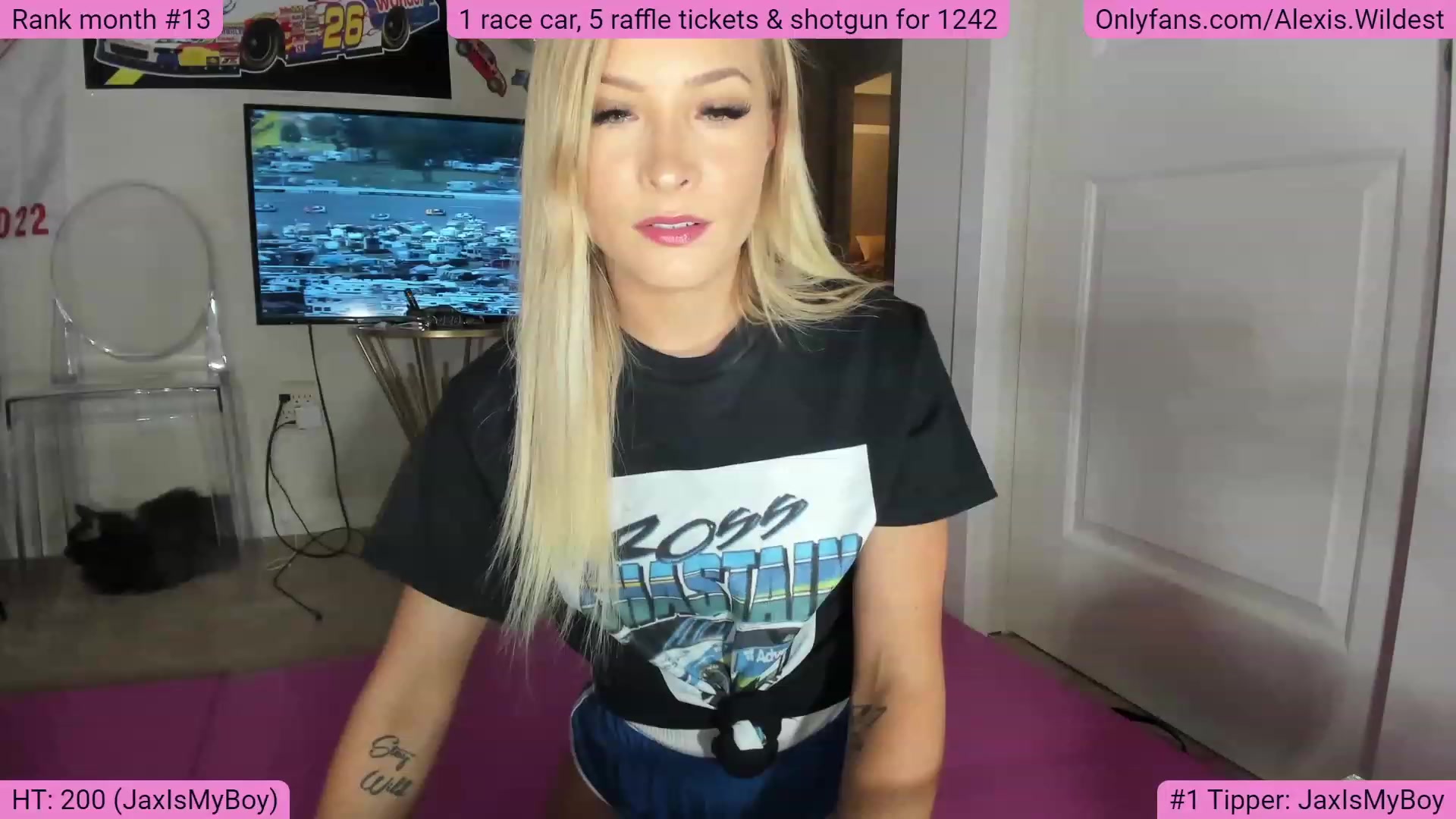 Gallery image thumbnail from AlexisWildest's myfreecams stream on, 11/15/2022, 02:59 image 1 of 20