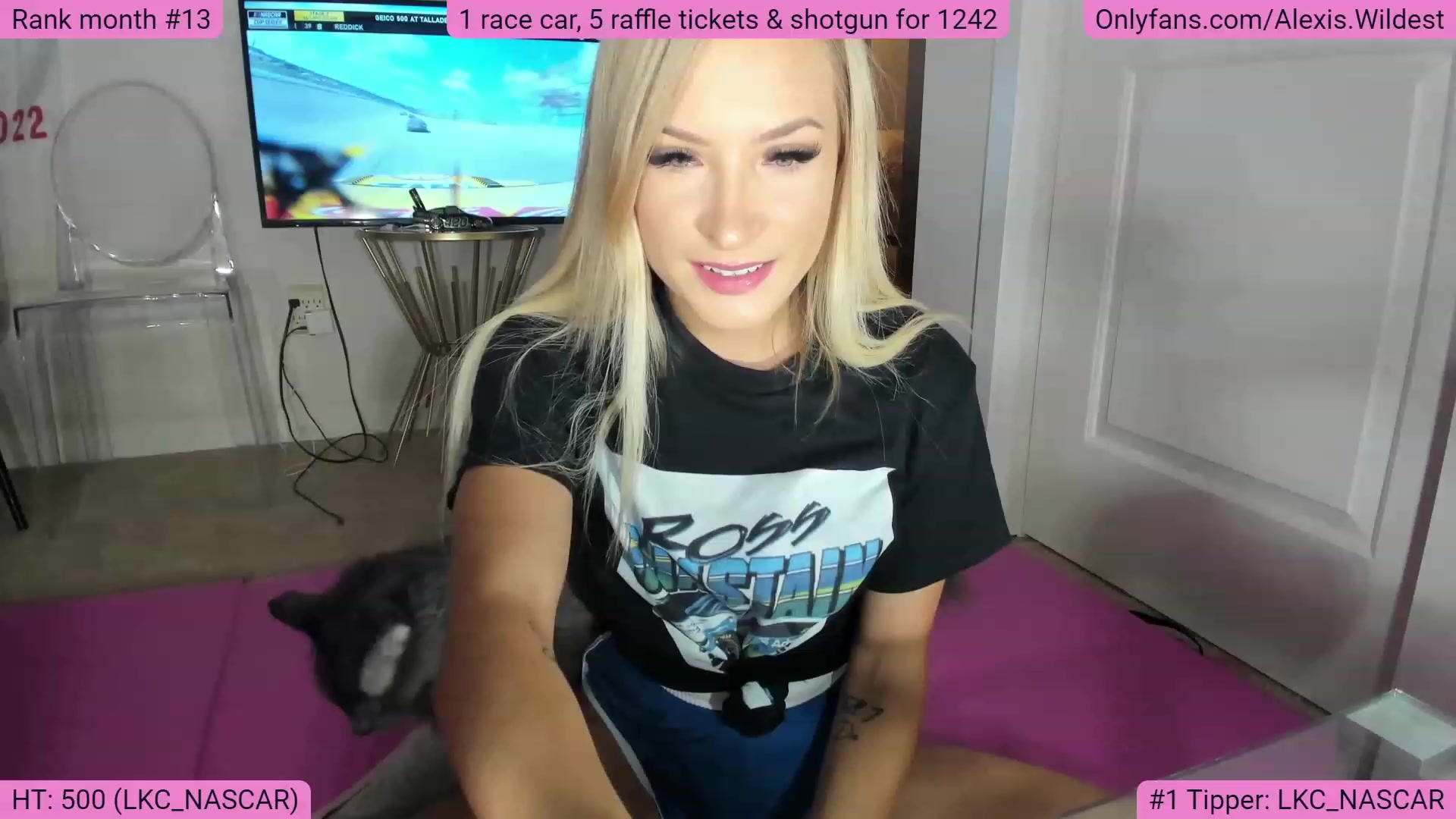 Gallery image thumbnail from AlexisWildest's myfreecams stream on, 11/15/2022, 02:59 image 7 of 20