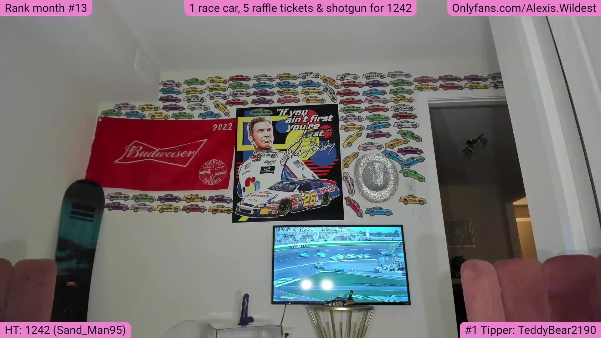 Gallery image thumbnail from AlexisWildest's myfreecams stream on, 11/17/2022, 05:31 image 16 of 20