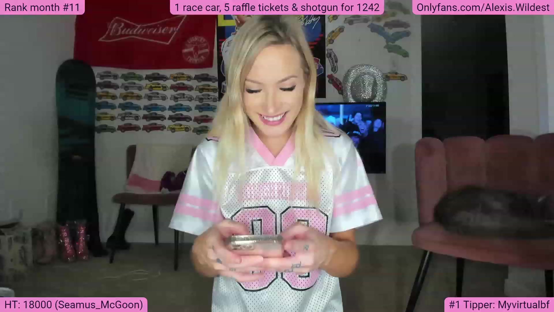 Gallery image thumbnail from AlexisWildest's myfreecams stream on, 11/21/2022, 02:33 image 8 of 20