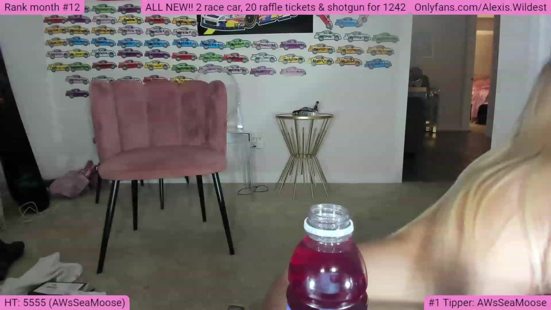Gallery image thumbnail from AlexisWildest's myfreecams stream on, 11/24/2022, 05:33 image 6 of 20