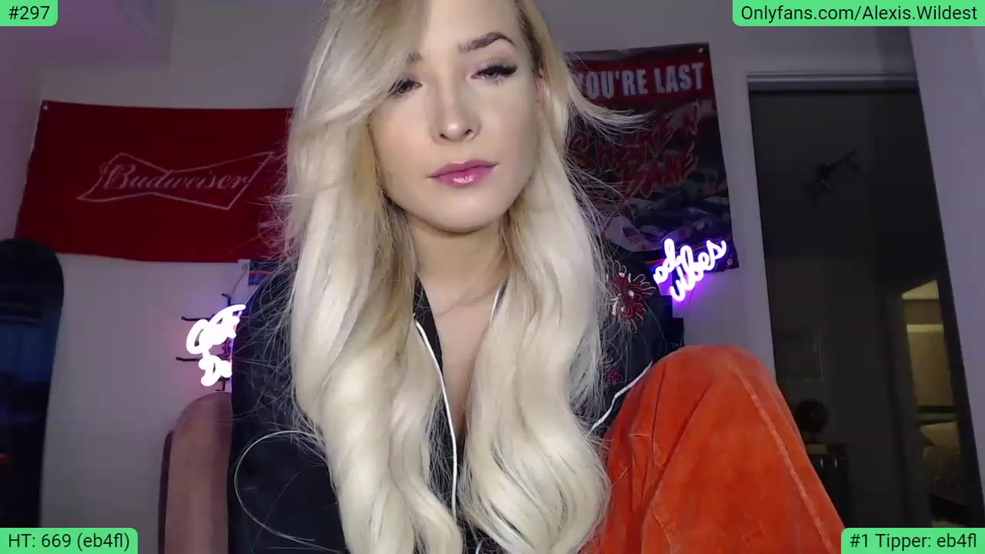 Gallery image thumbnail from AlexisWildest's myfreecams stream on, 01/26/2023, 03:44 image 4 of 20