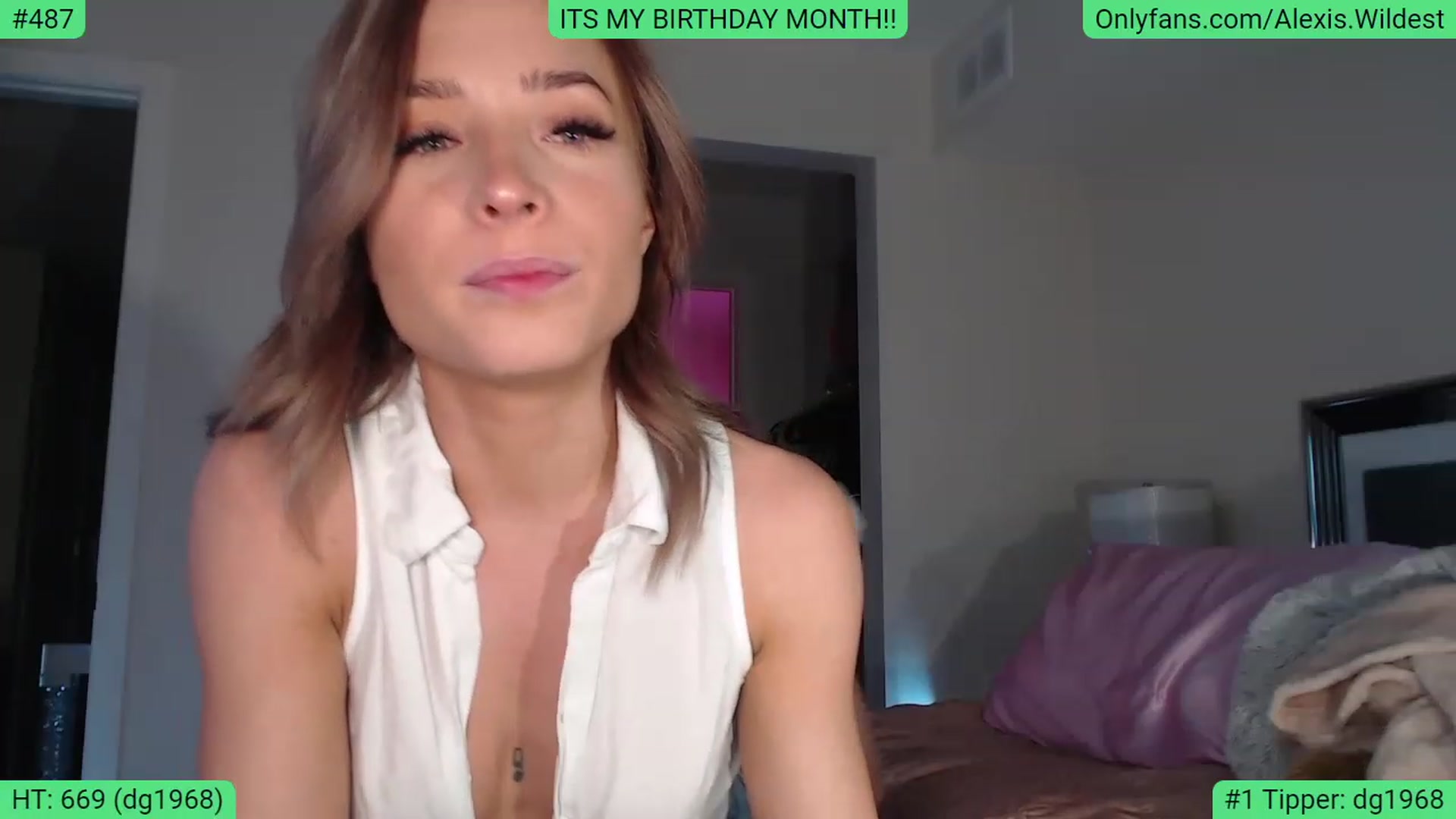 Gallery image thumbnail from AlexisWildest's myfreecams stream on, 02/02/2023, 02:45 image 16 of 20