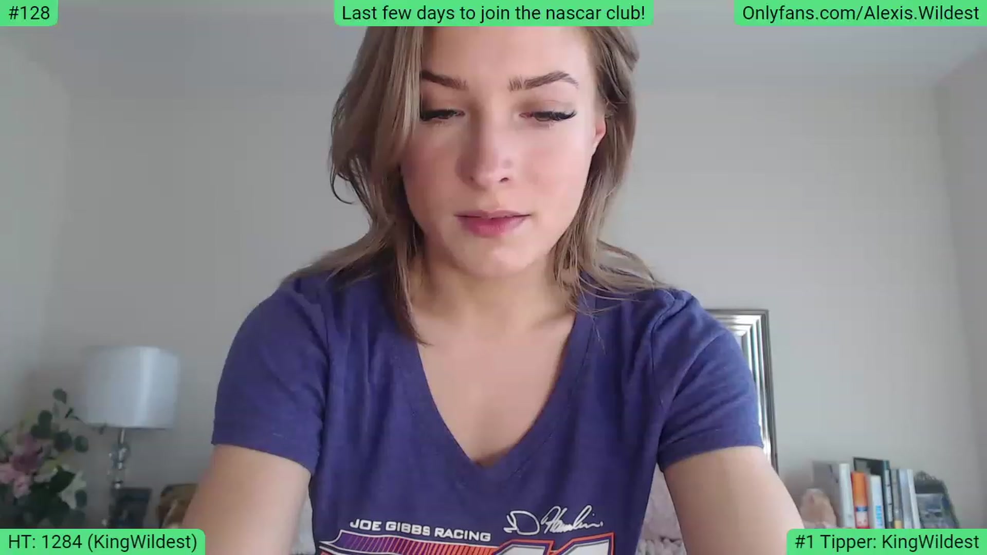 Gallery image thumbnail from AlexisWildest's myfreecams stream on, 02/27/2023, 24:32 image 4 of 20