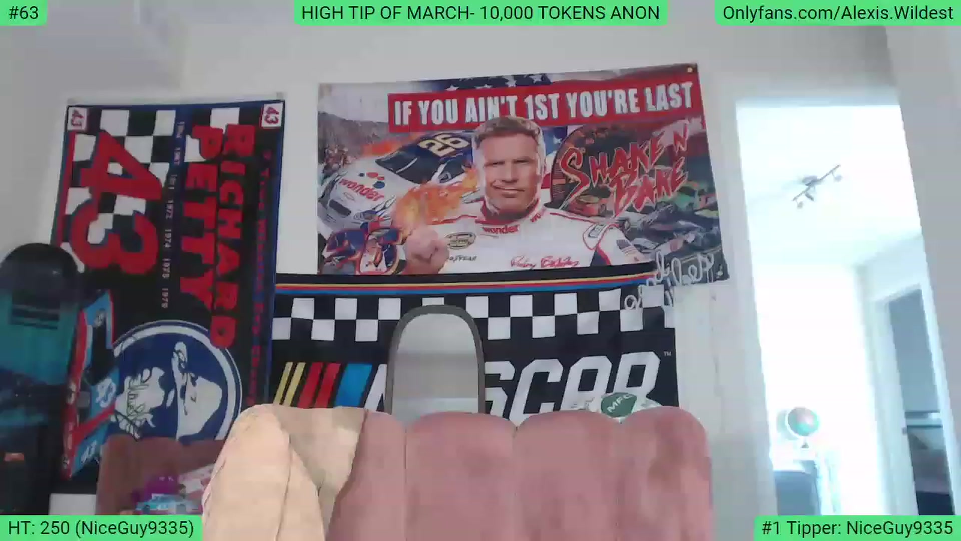 Gallery image thumbnail from AlexisWildest's myfreecams stream on, 03/13/2023, 17:30 image 17 of 20
