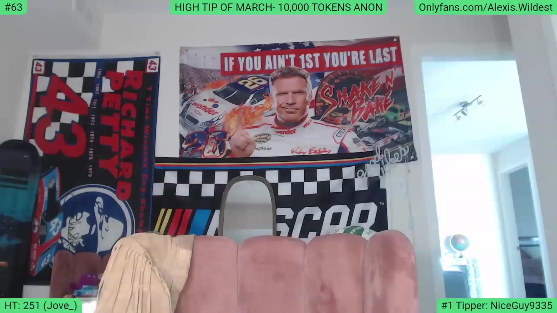Gallery image thumbnail from AlexisWildest's myfreecams stream on, 03/13/2023, 18:32 image 5 of 20