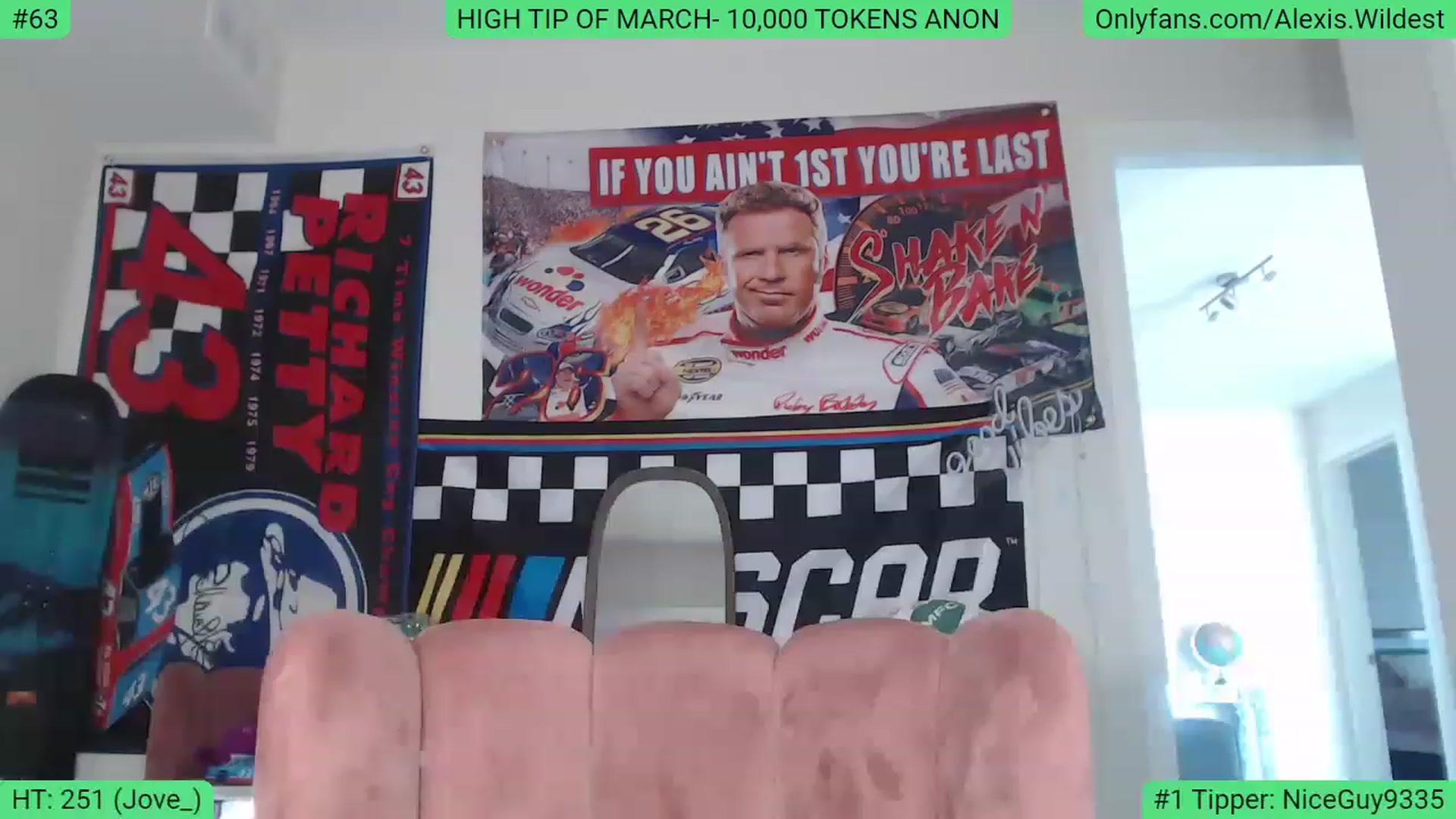 Gallery image thumbnail from AlexisWildest's myfreecams stream on, 03/13/2023, 18:32 image 11 of 20