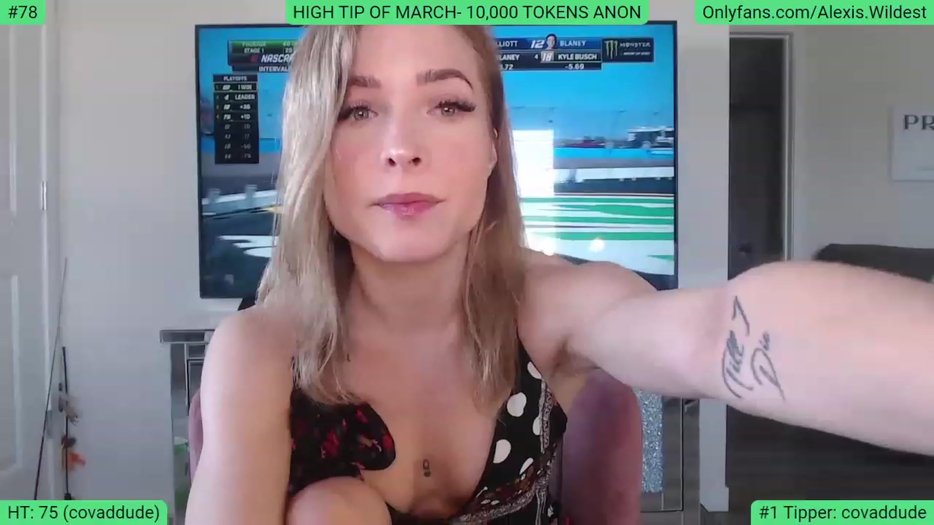 Gallery image thumbnail from AlexisWildest's myfreecams stream on, 03/18/2023, 18:02 image 16 of 20