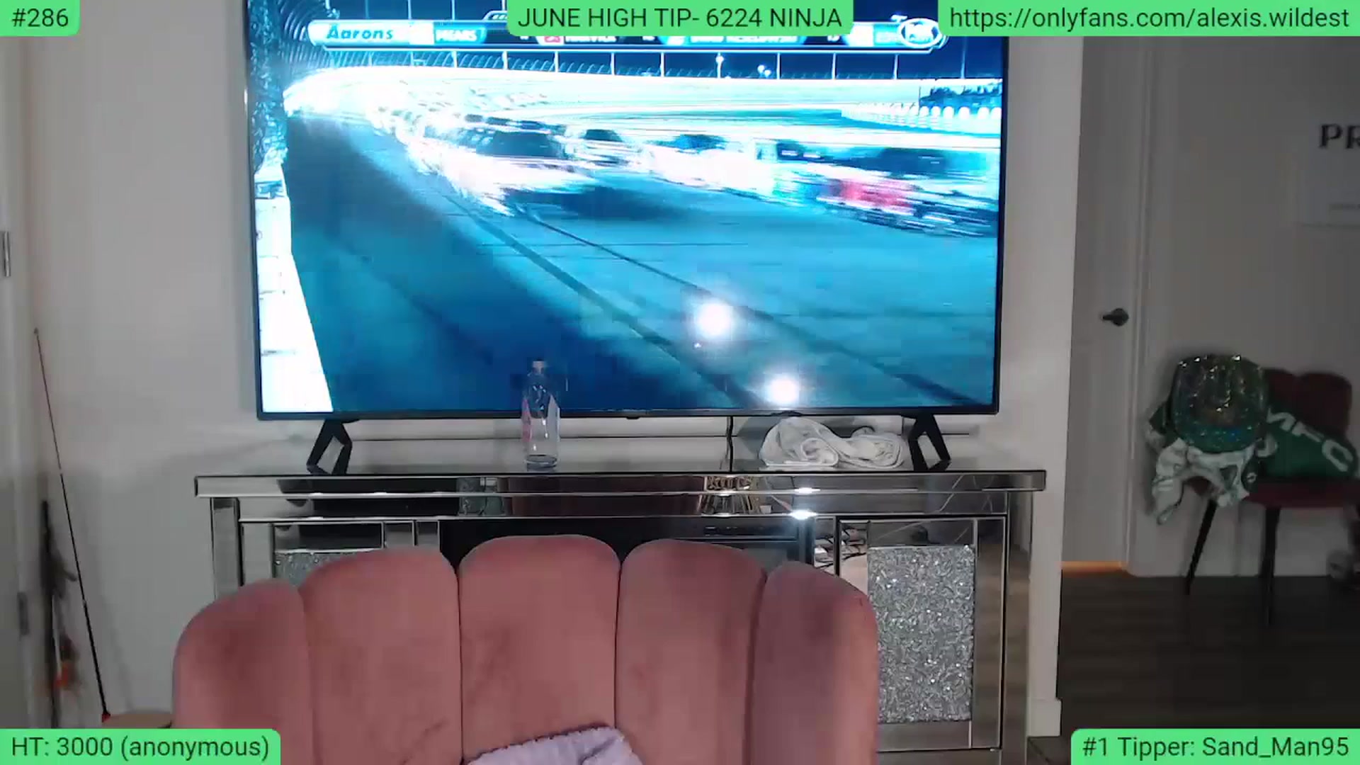 Gallery image thumbnail from AlexisWildest's myfreecams stream on, 07/01/2023, 04:46 image 16 of 20
