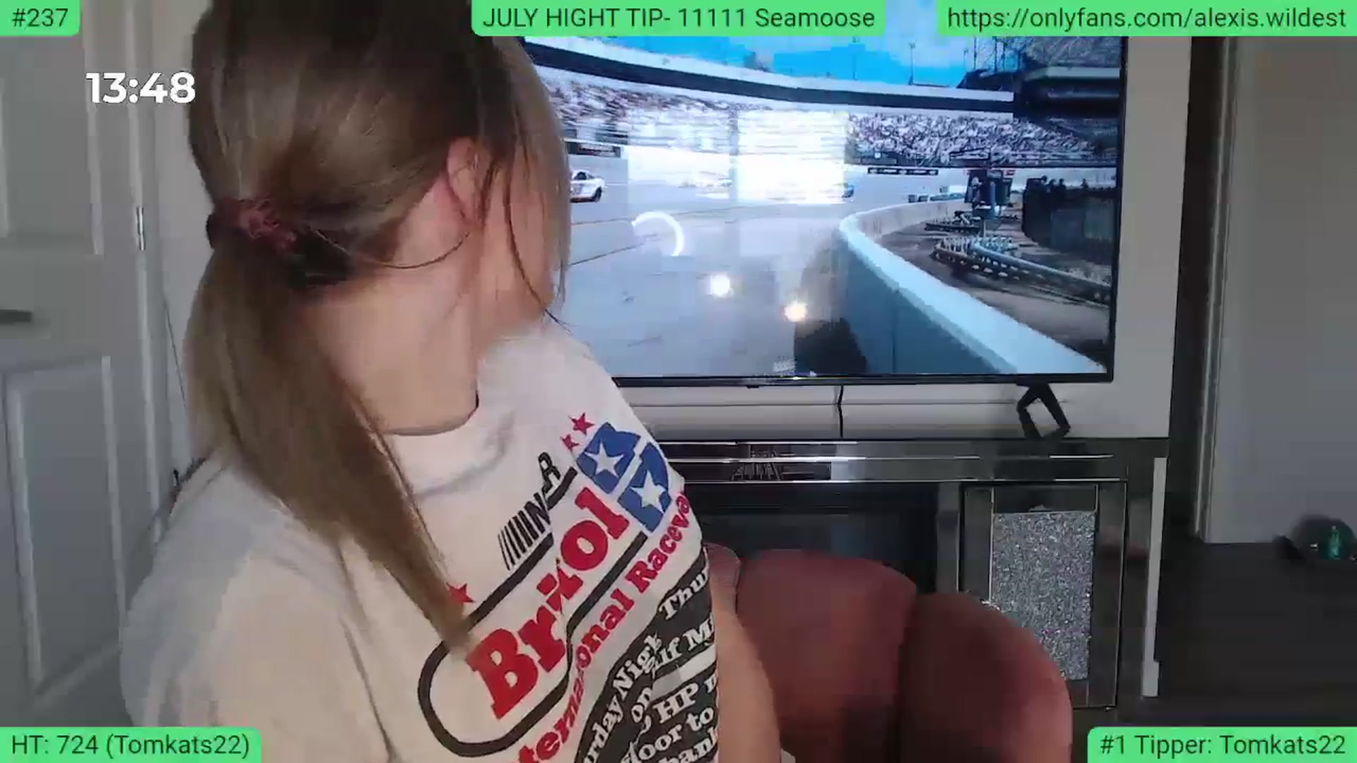 Gallery image thumbnail from AlexisWildest's myfreecams stream on, 07/30/2023, 21:40 image 9 of 20