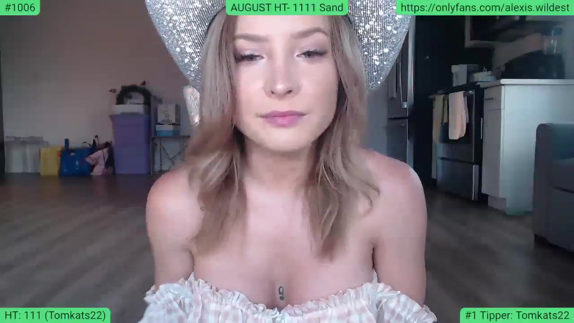 Gallery image thumbnail from AlexisWildest's myfreecams stream on, 08/10/2023, 02:34 image 7 of 20