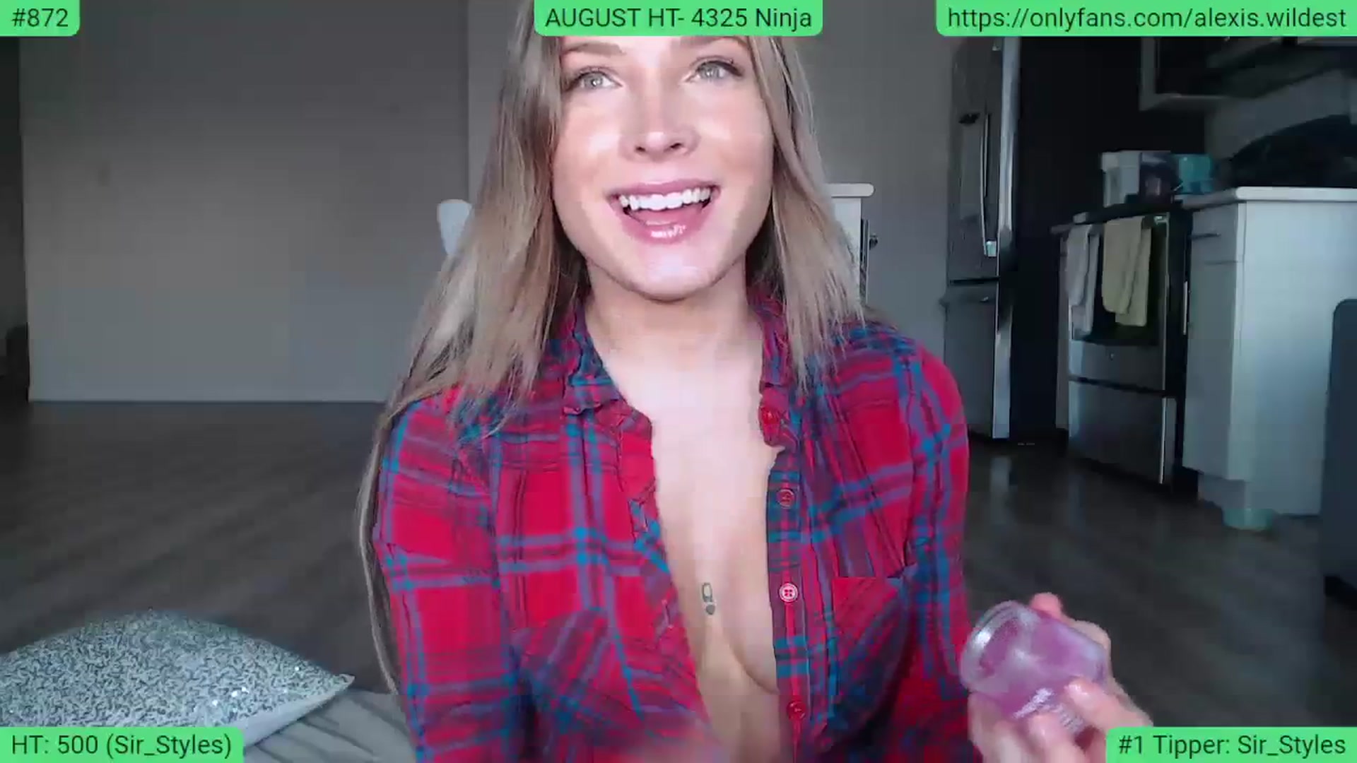 Gallery image thumbnail from AlexisWildest's myfreecams stream on, 08/17/2023, 02:38 image 13 of 20