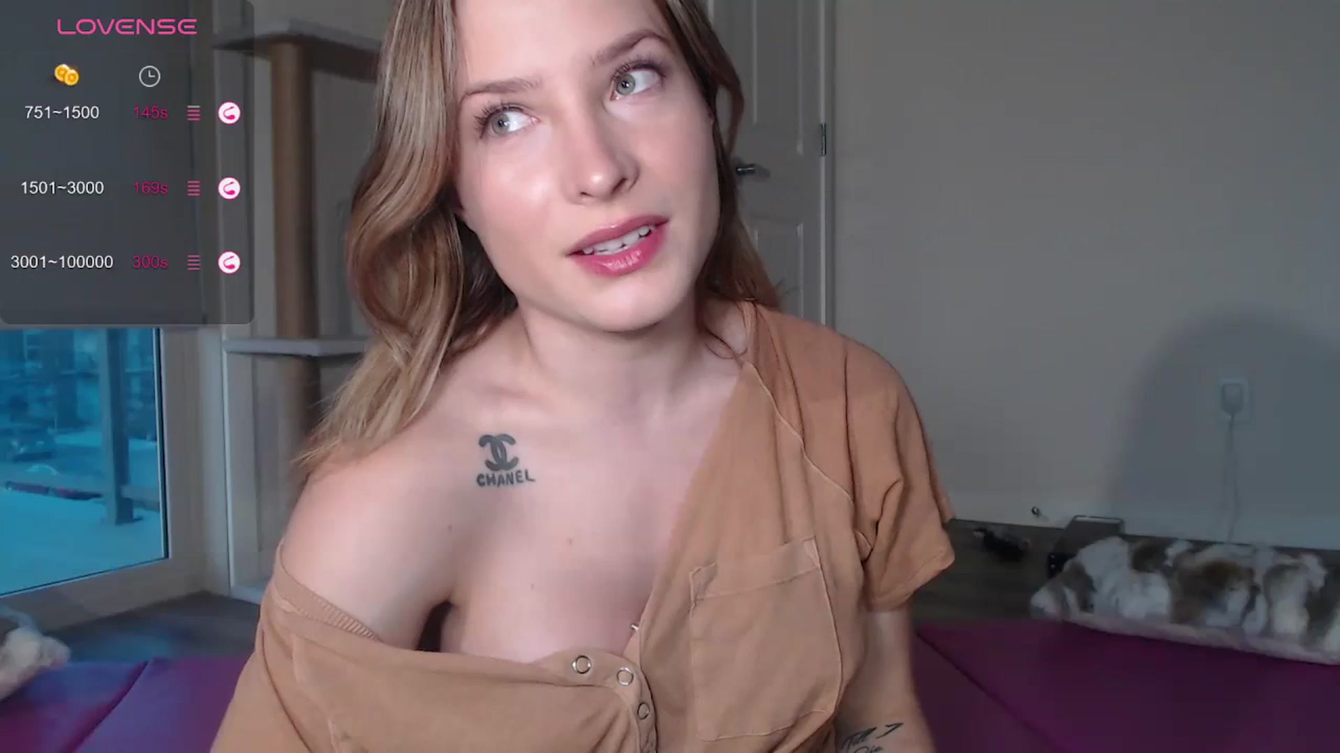 Gallery image thumbnail from AlexisWildest's myfreecams stream on, 09/12/2023, 02:35 image 1 of 20