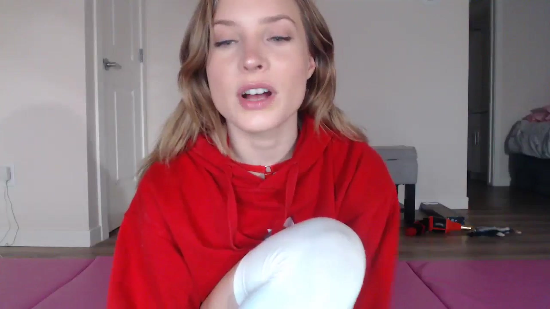 Gallery image thumbnail from AlexisWildest's myfreecams stream on, 09/23/2023, 02:01 image 15 of 20