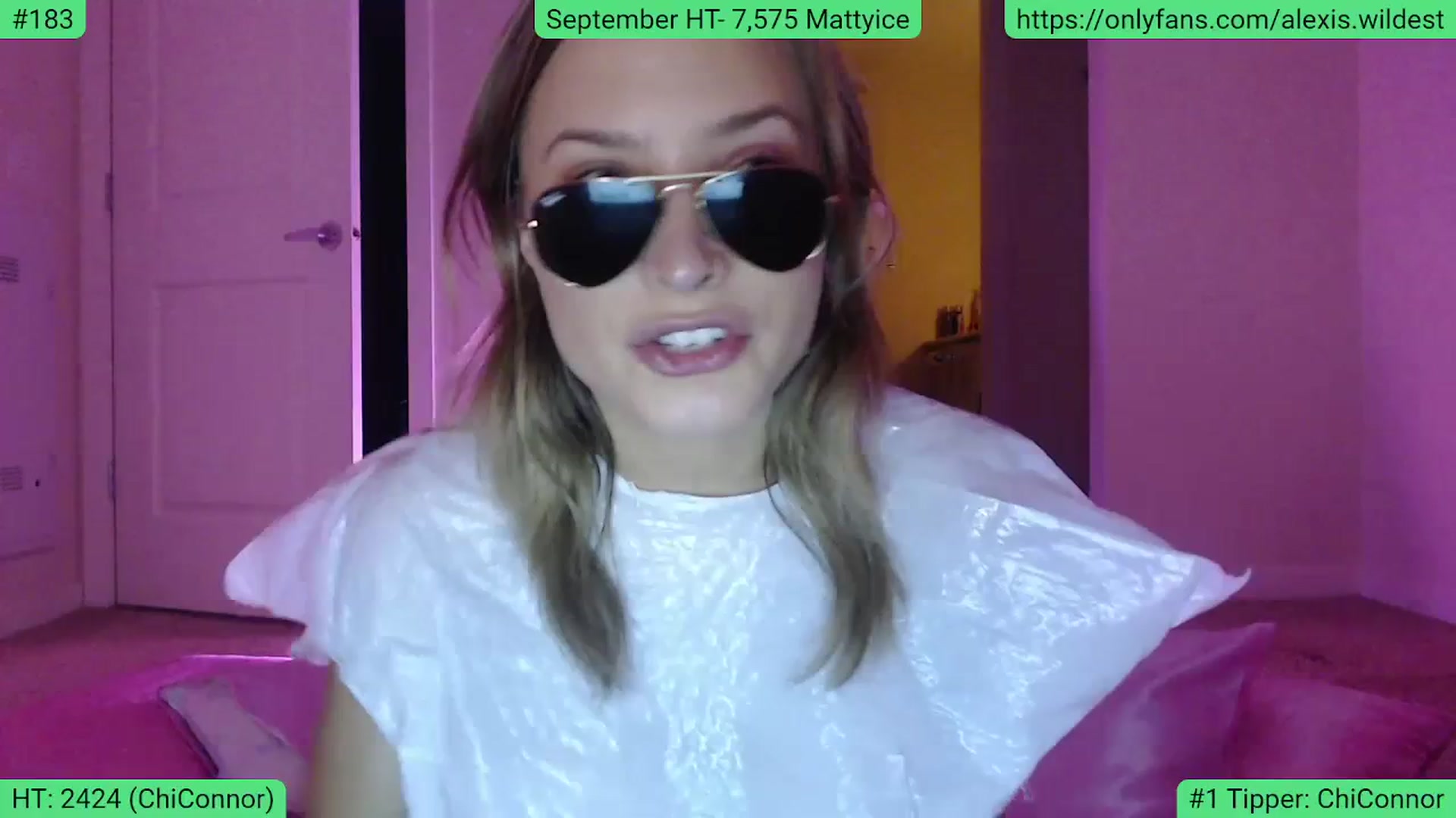 Gallery image thumbnail from AlexisWildest's myfreecams stream on, 09/30/2023, 04:22 image 3 of 20