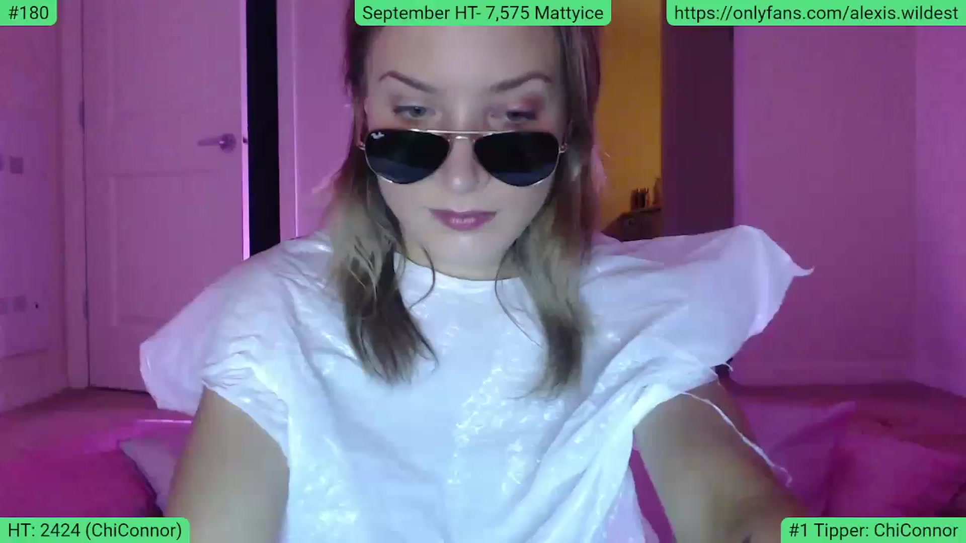 Gallery image thumbnail from AlexisWildest's myfreecams stream on, 09/30/2023, 04:22 image 6 of 20
