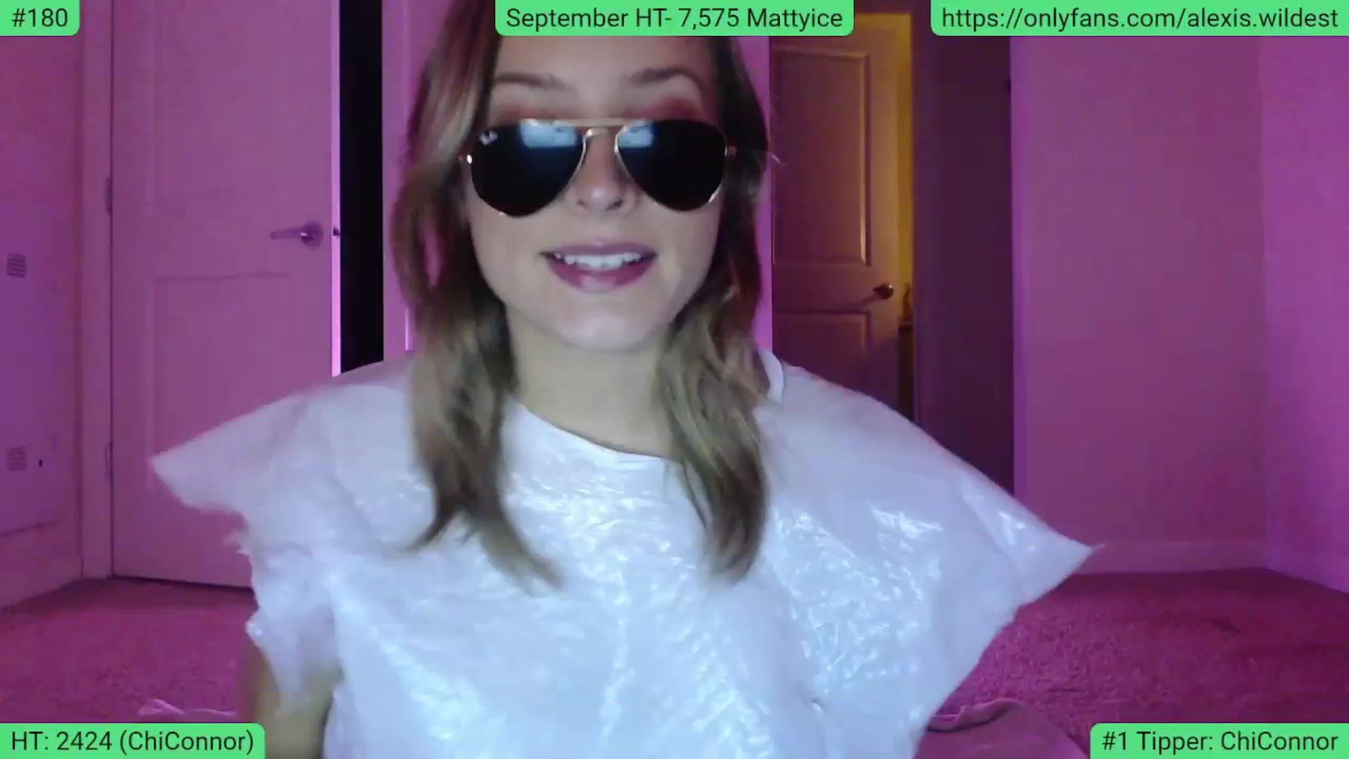 Gallery image thumbnail from AlexisWildest's myfreecams stream on, 09/30/2023, 04:22 image 10 of 20