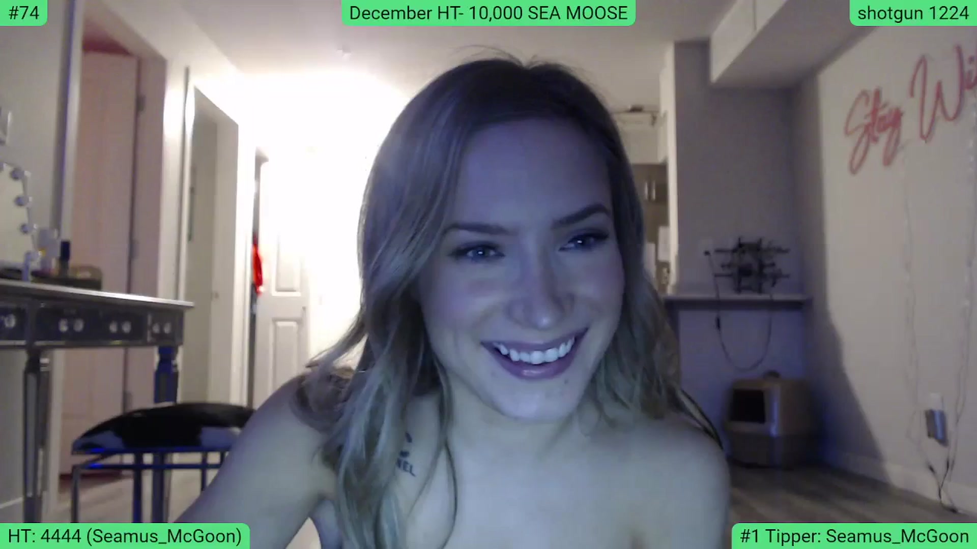 Gallery image thumbnail from AlexisWildest's myfreecams stream on, 12/20/2023, 23:30 image 10 of 20