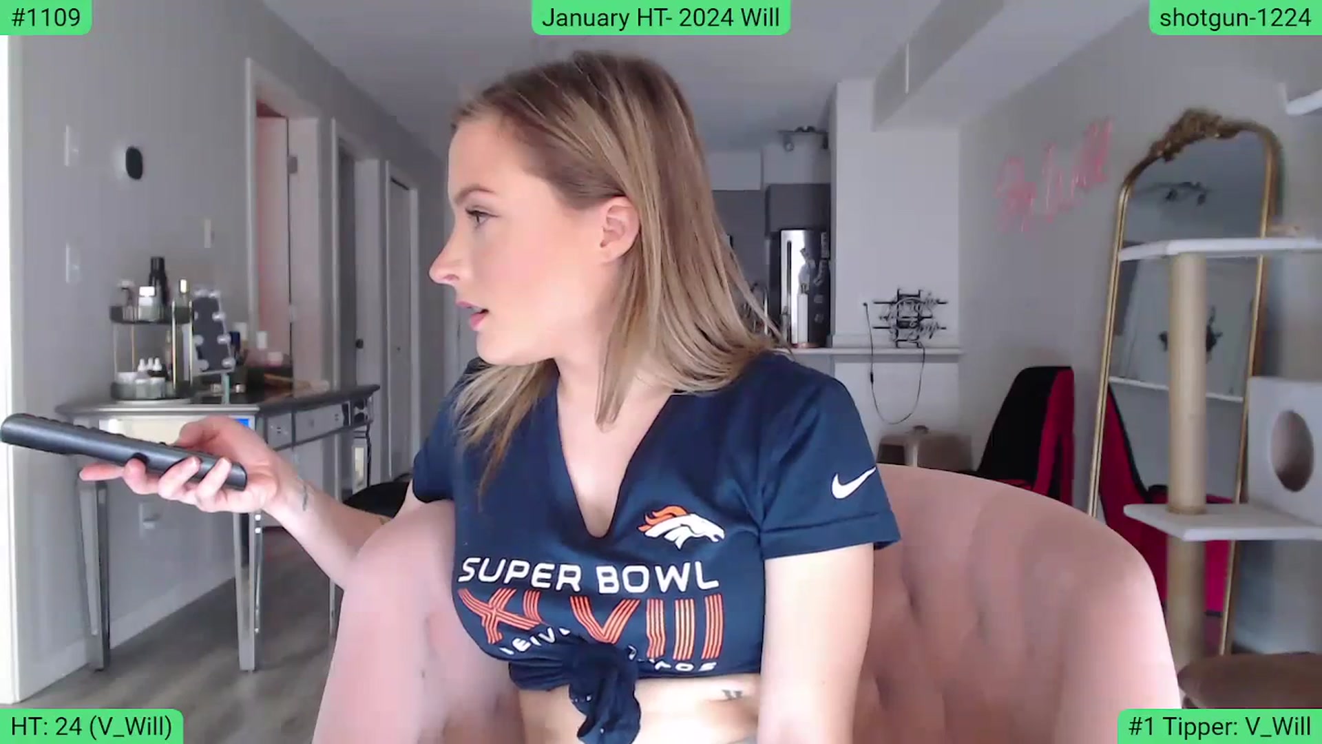 Gallery image thumbnail from AlexisWildest's myfreecams stream on, 01/07/2024, 21:27 image 3 of 20