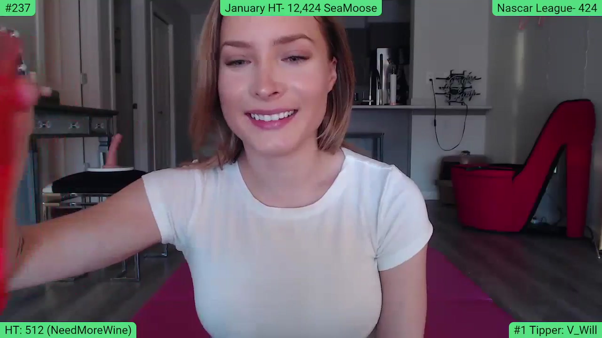Gallery image thumbnail from AlexisWildest's myfreecams stream on, 01/08/2024, 23:02 image 15 of 20