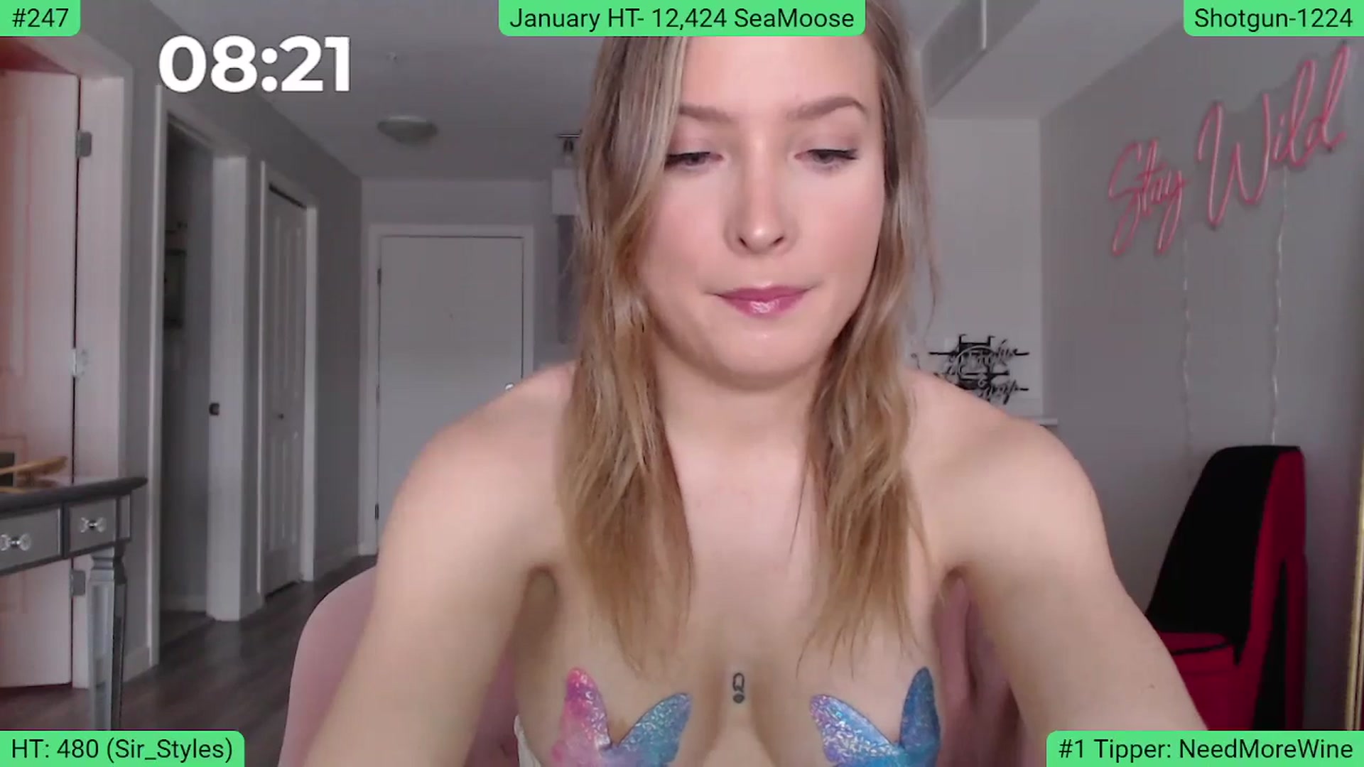 Gallery image thumbnail from AlexisWildest's myfreecams stream on, 01/09/2024, 22:07 image 11 of 20