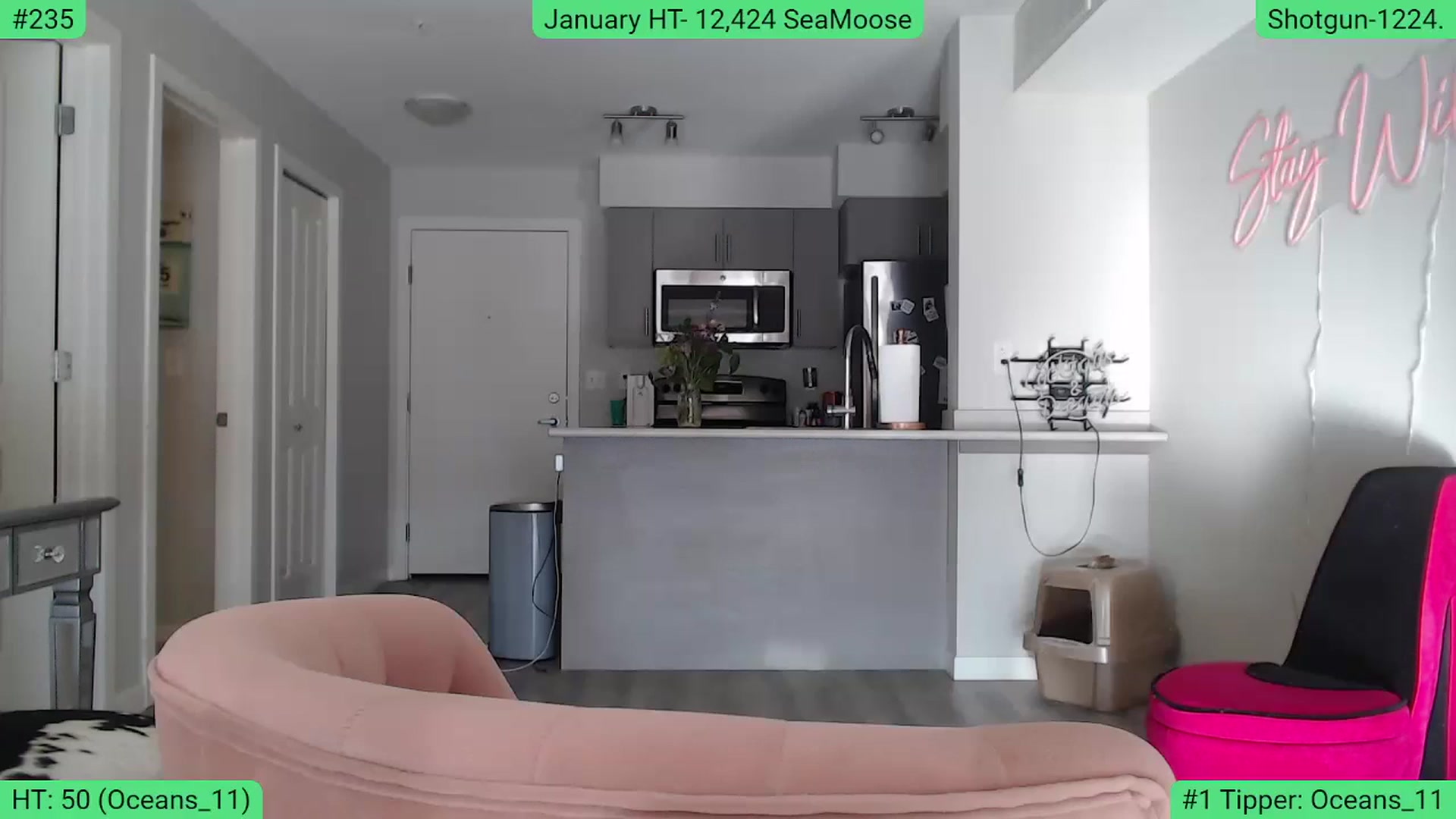 Gallery image thumbnail from AlexisWildest's myfreecams stream on, 01/11/2024, 20:38 image 14 of 20