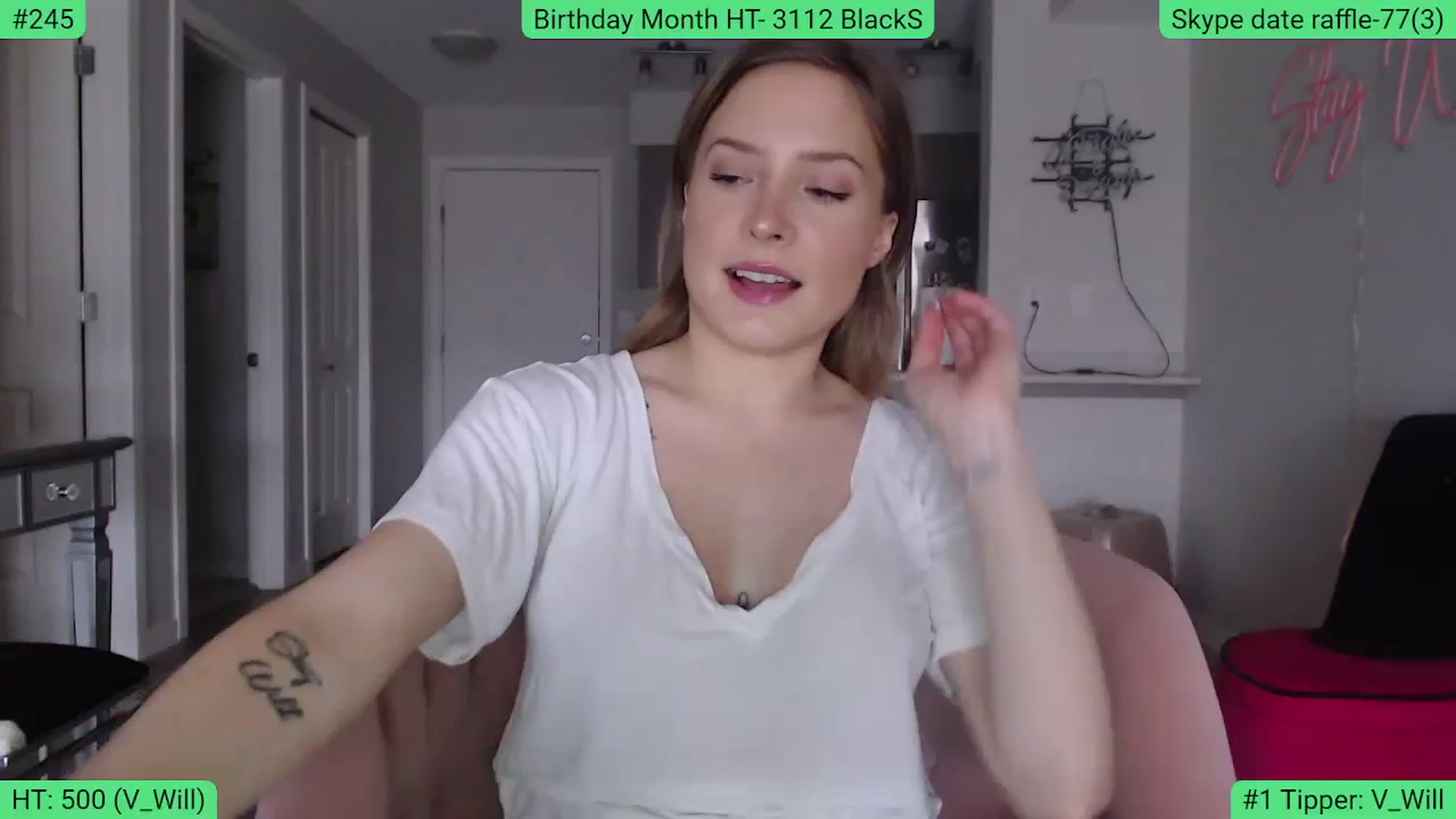 Gallery image thumbnail from AlexisWildest's myfreecams stream on, 02/04/2024, 21:47 image 9 of 20