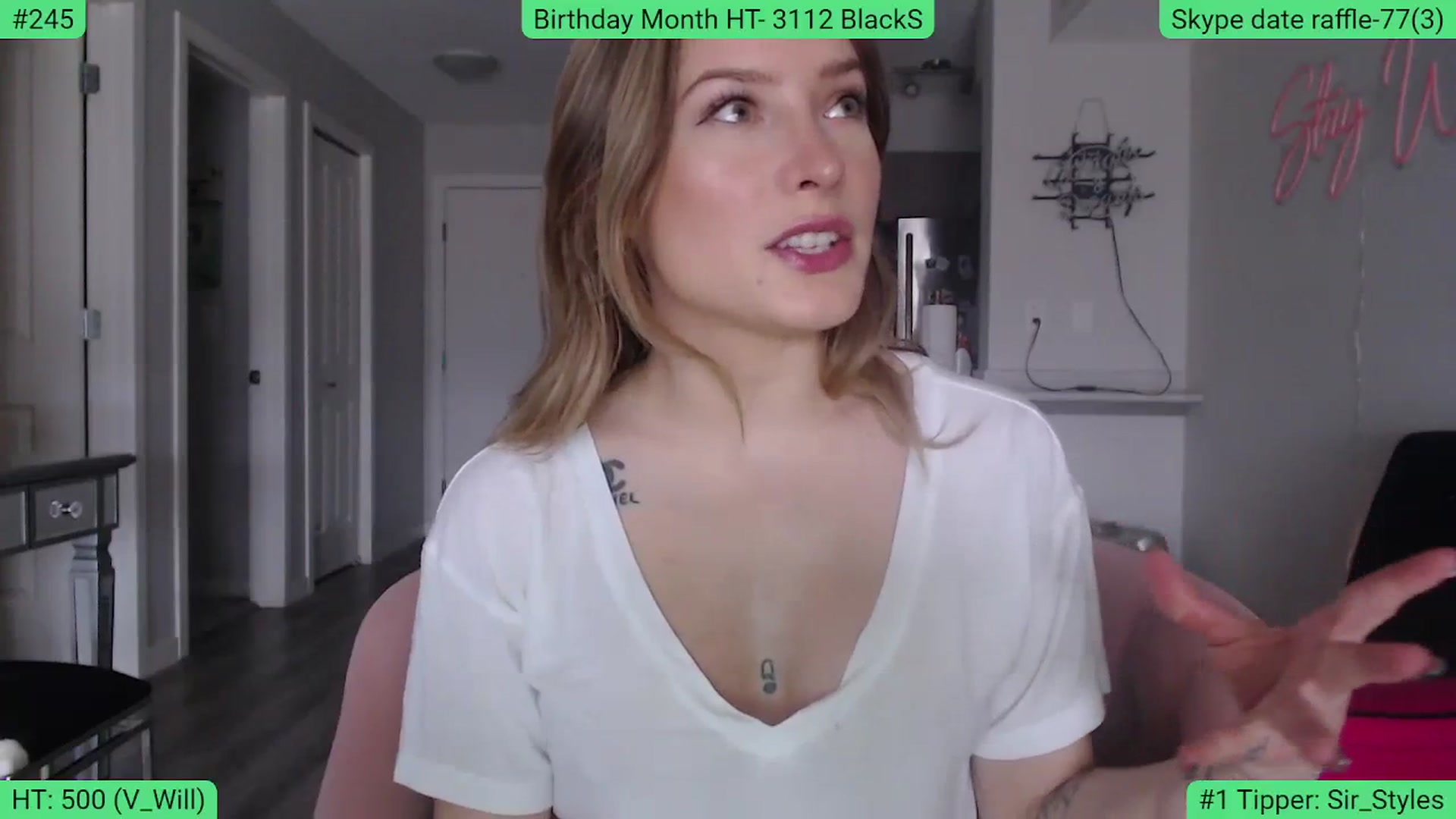 Gallery image thumbnail from AlexisWildest's myfreecams stream on, 02/04/2024, 21:47 image 10 of 20