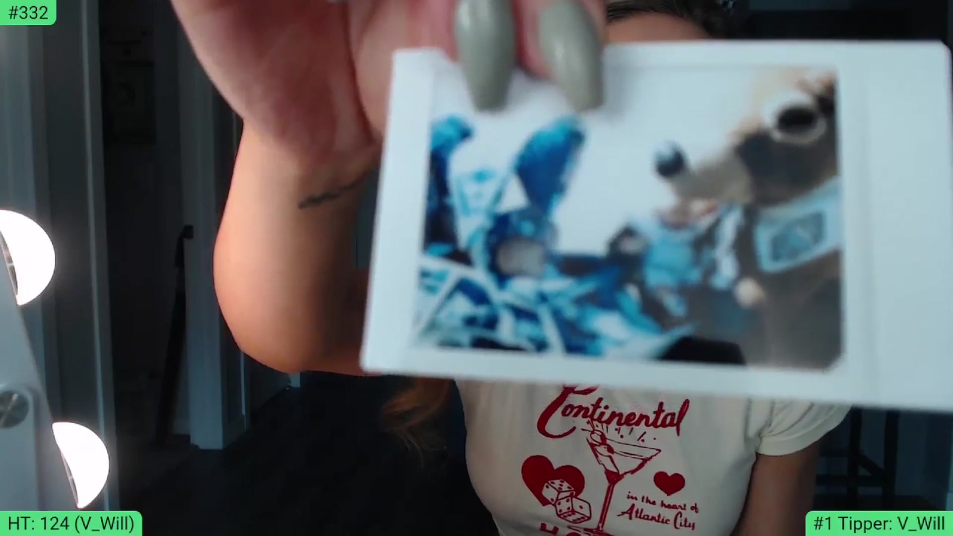 Gallery image thumbnail from AlexisWildest's myfreecams stream on, 05/19/2024, 19:35 image 4 of 20