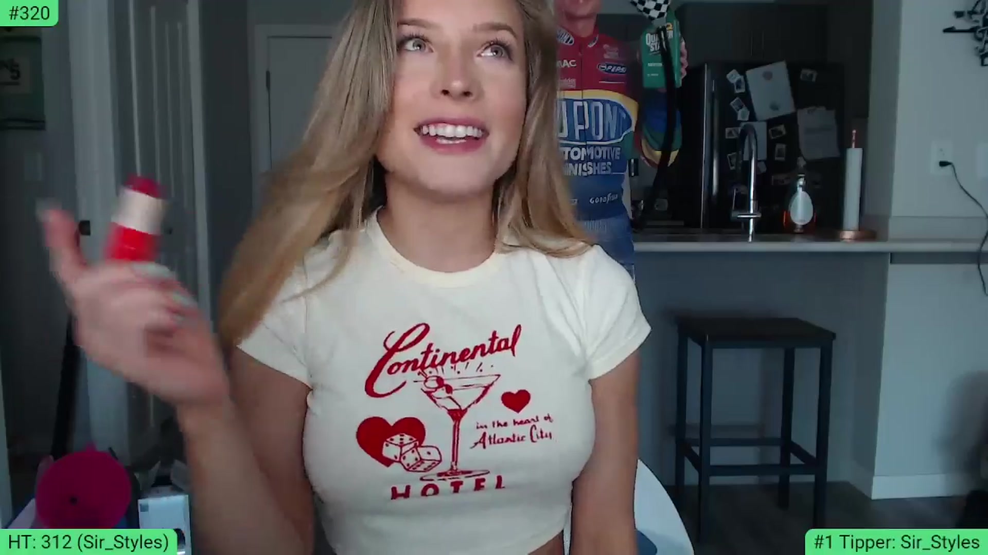 Gallery image thumbnail from AlexisWildest's myfreecams stream on, 05/19/2024, 19:35 image 18 of 20