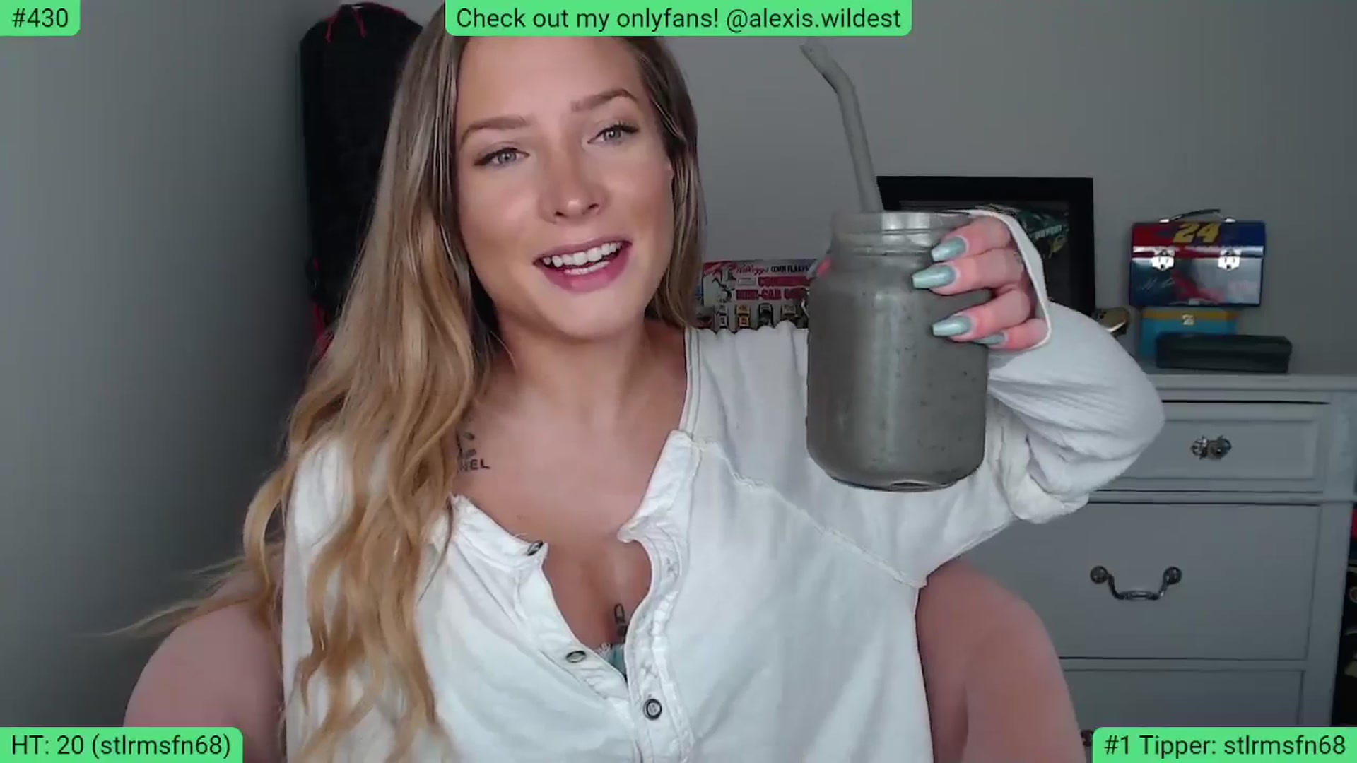 Gallery image thumbnail from AlexisWildest's myfreecams stream on, 06/04/2024, 24:01 image 8 of 20
