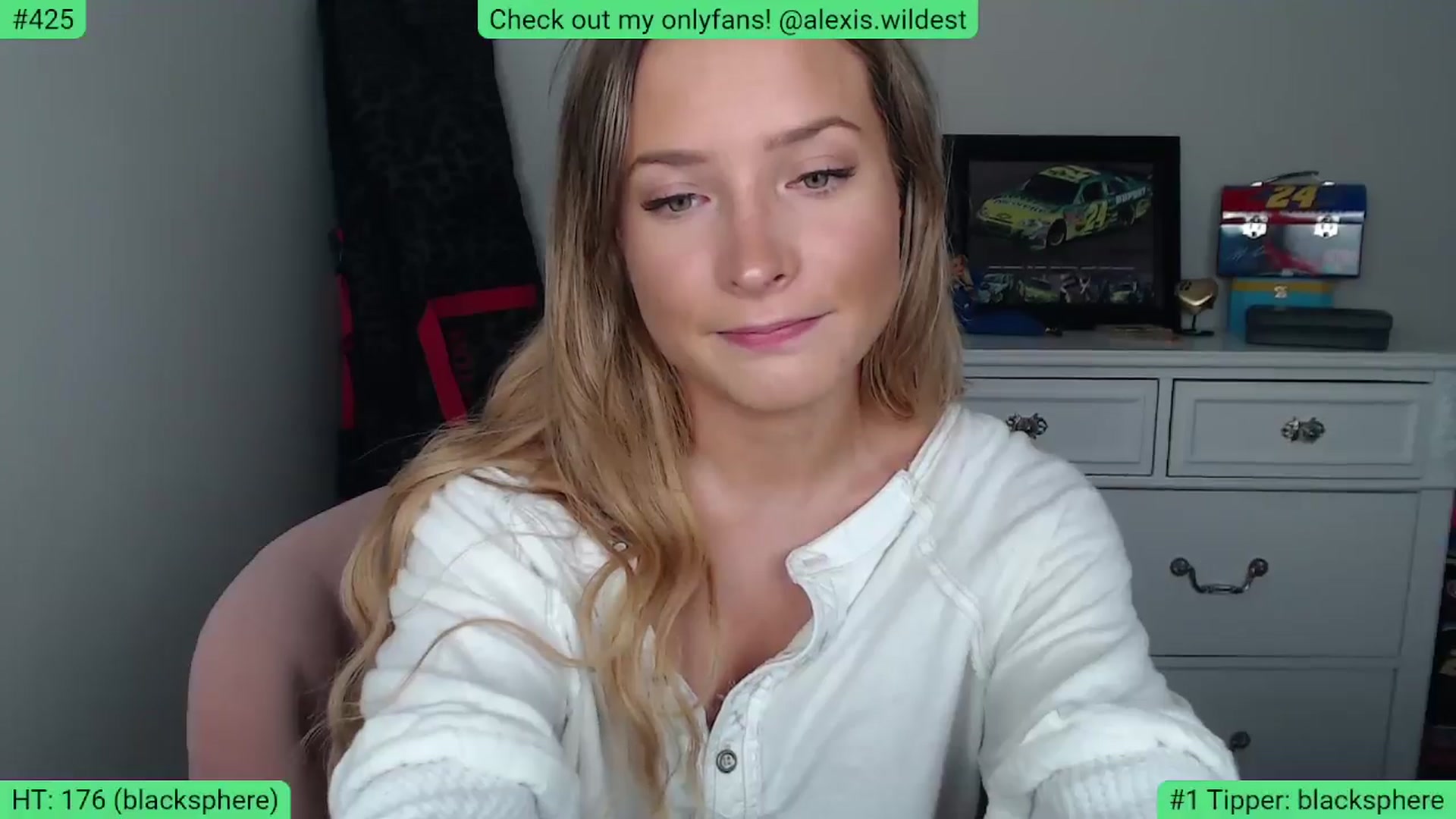 Gallery image thumbnail from AlexisWildest's myfreecams stream on, 06/04/2024, 24:01 image 18 of 20