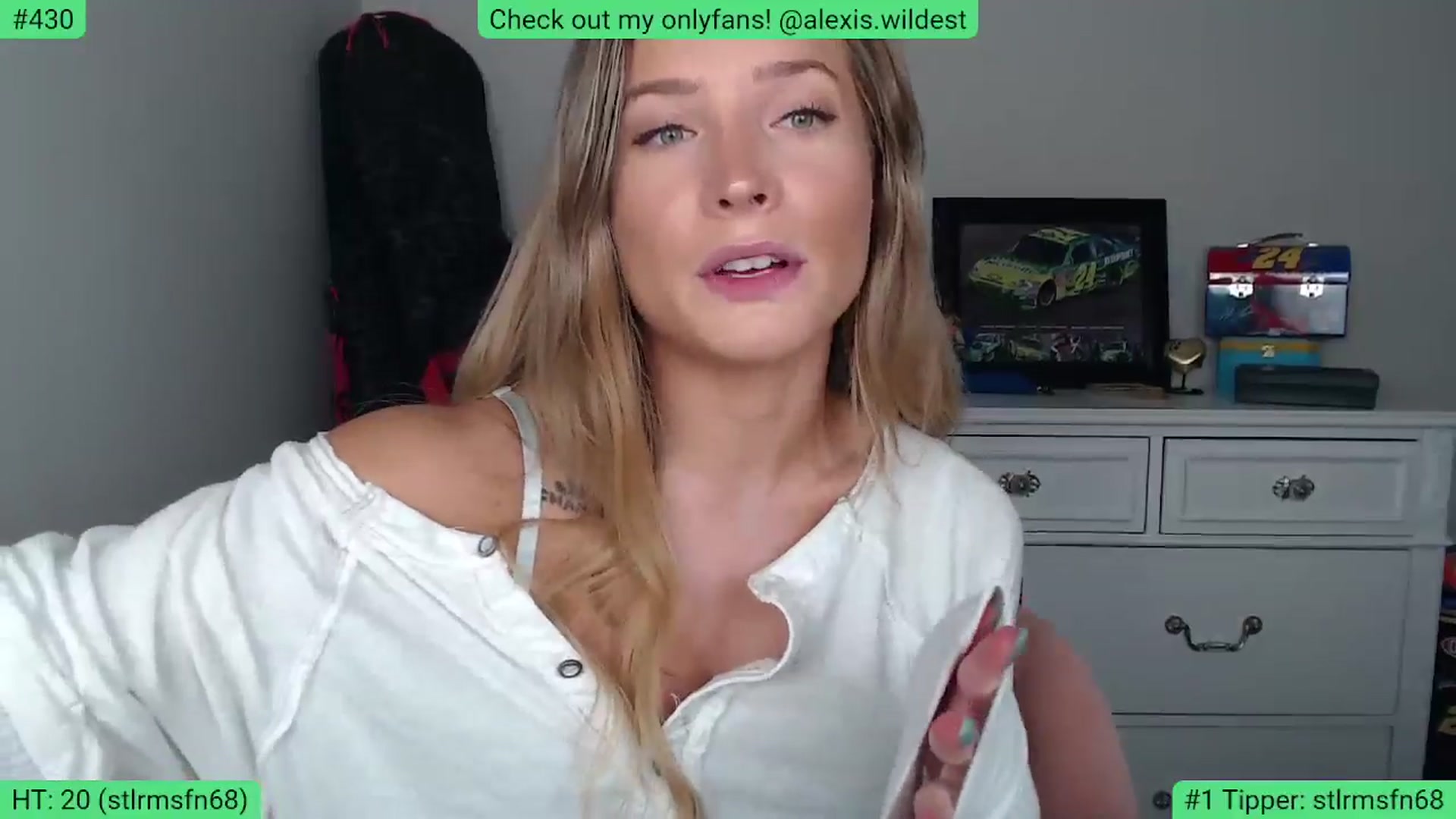 Gallery image thumbnail from AlexisWildest's myfreecams stream on, 06/04/2024, 24:01 image 5 of 20