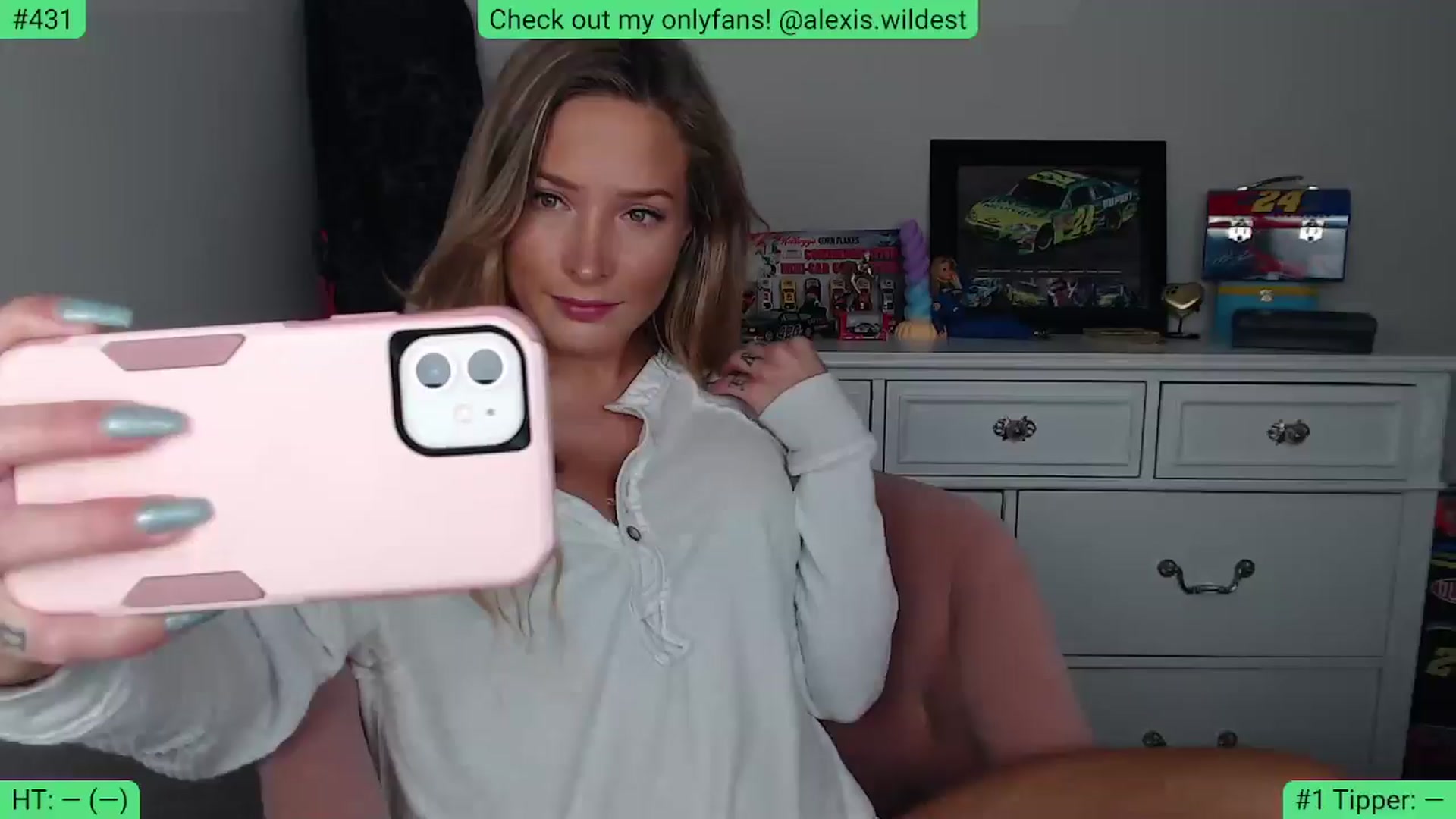 Gallery image thumbnail from AlexisWildest's myfreecams stream on, 06/04/2024, 24:01 image 1 of 20