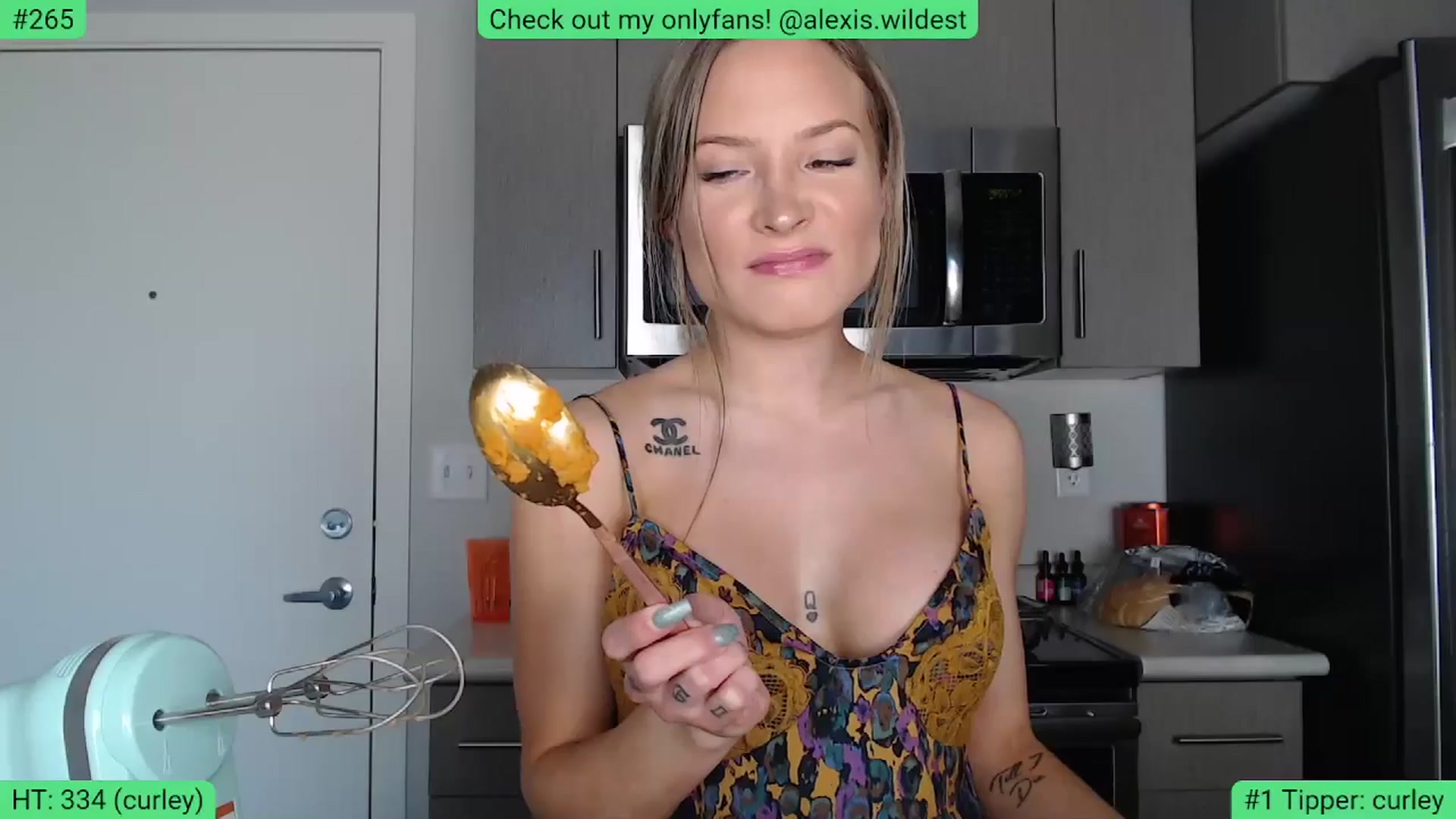 Gallery image thumbnail from AlexisWildest's myfreecams stream on, 06/07/2024, 02:48 image 6 of 20