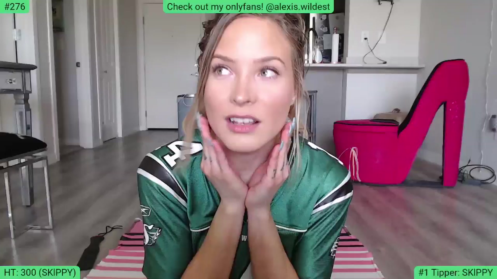 Gallery image thumbnail from AlexisWildest's myfreecams stream on, 06/08/2024, 20:27 image 13 of 20
