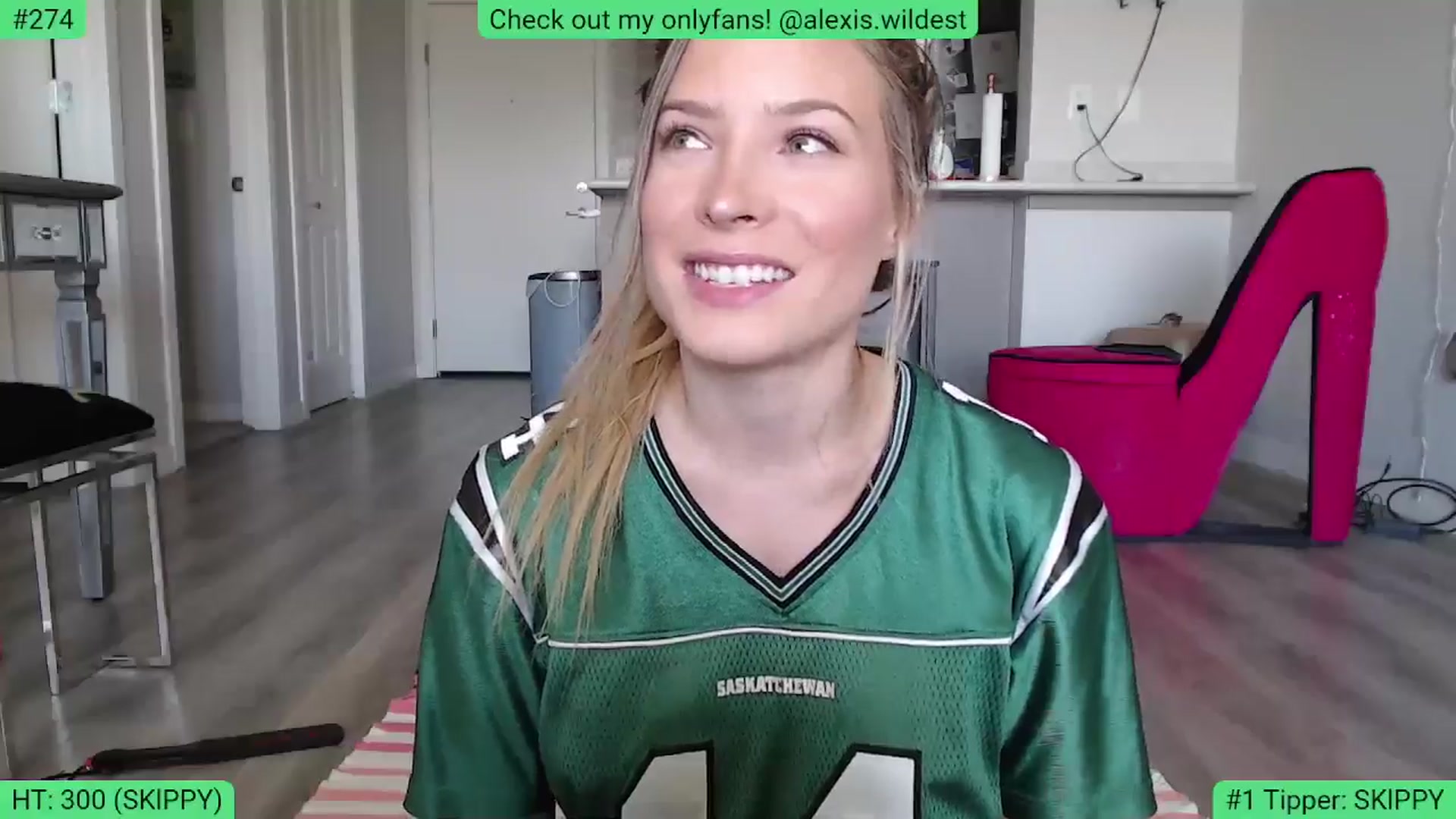 Gallery image thumbnail from AlexisWildest's myfreecams stream on, 06/08/2024, 20:27 image 18 of 20