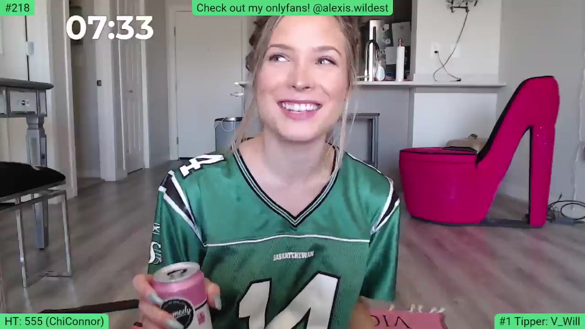 Gallery image thumbnail from AlexisWildest's myfreecams stream on, 06/08/2024, 23:53 image 13 of 20