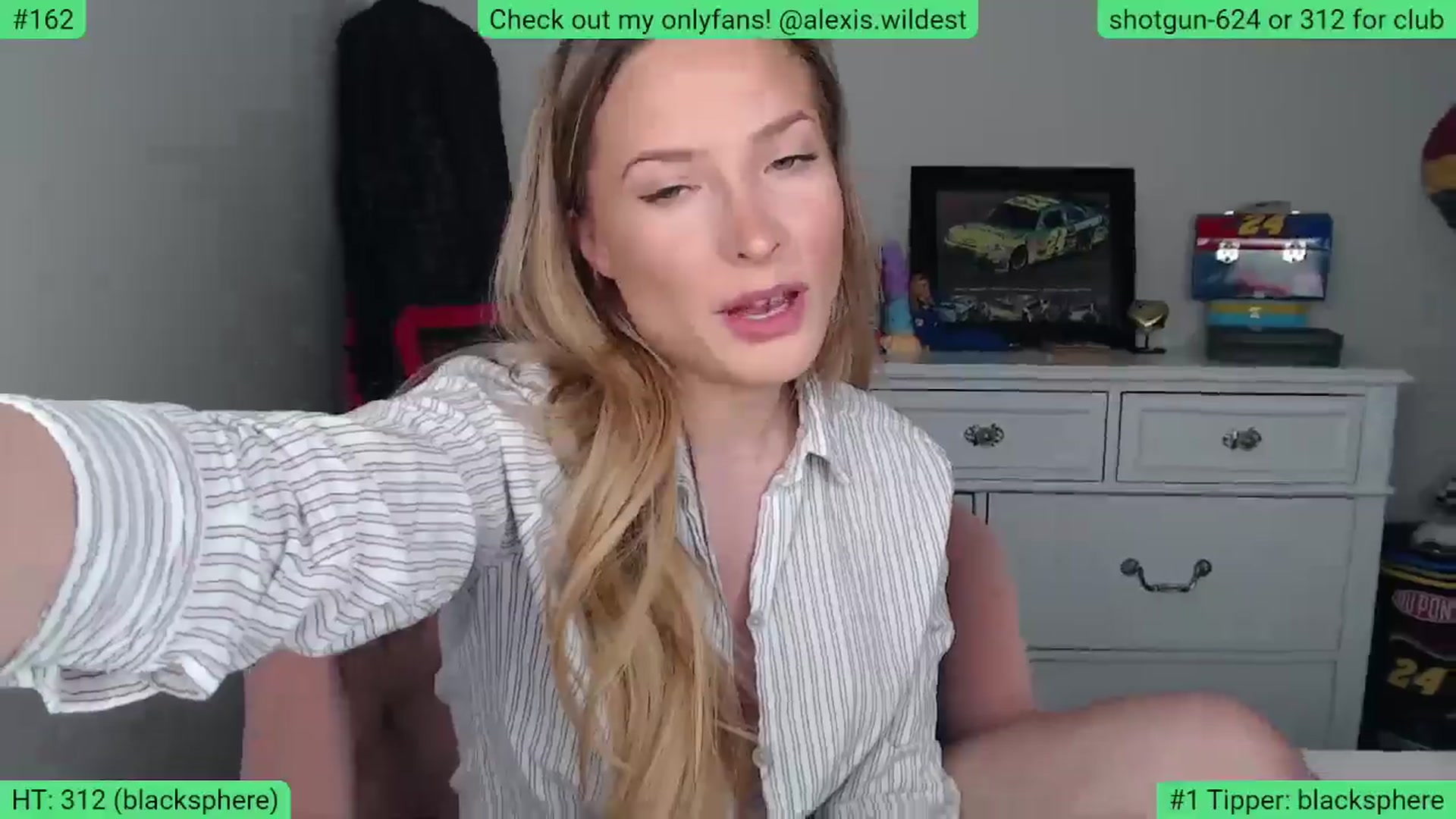 Gallery image thumbnail from AlexisWildest's myfreecams stream on, 06/13/2024, 24:31 image 10 of 20