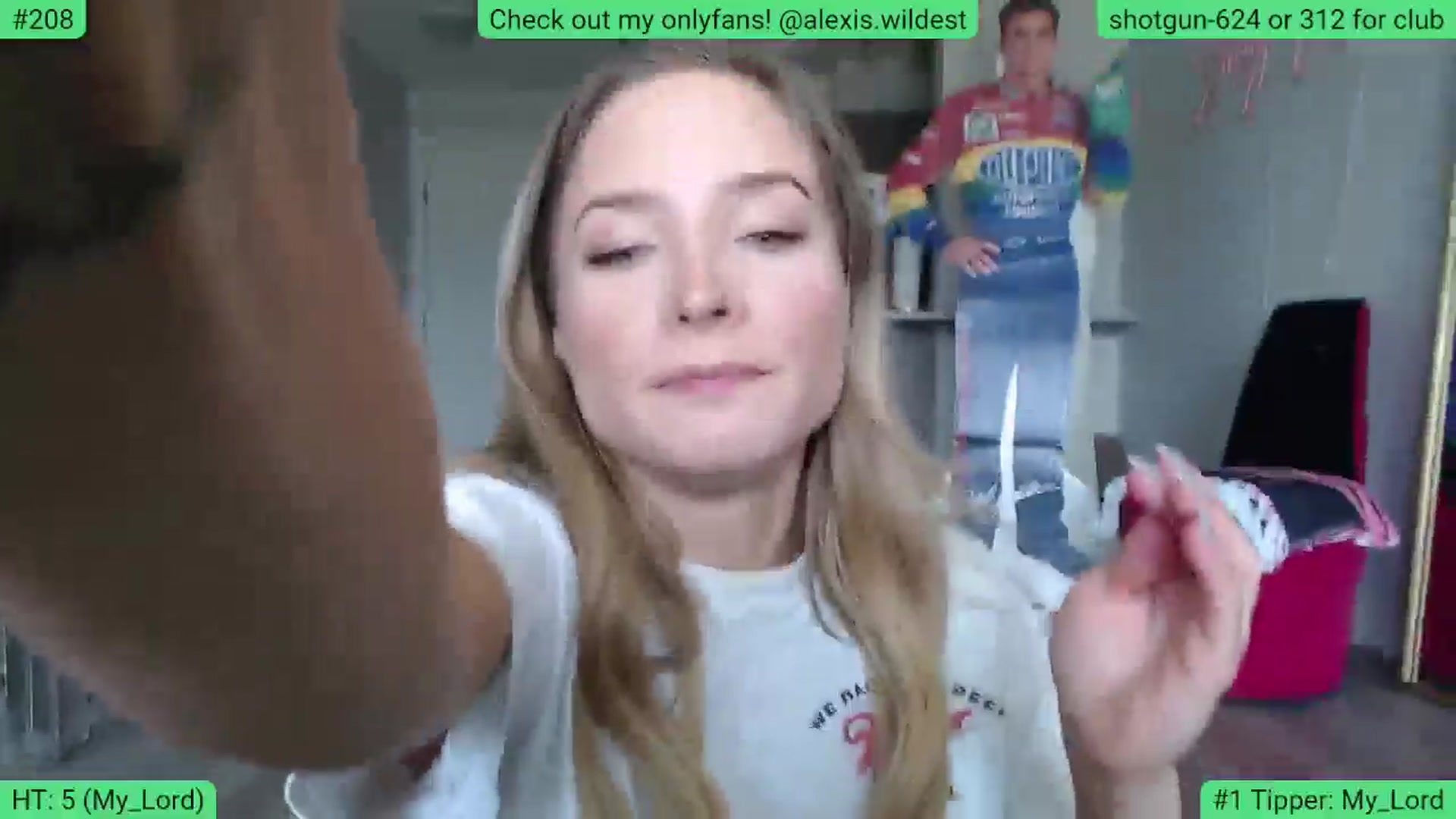 Gallery image thumbnail from AlexisWildest's myfreecams stream on, 06/17/2024, 24:02 image 2 of 20
