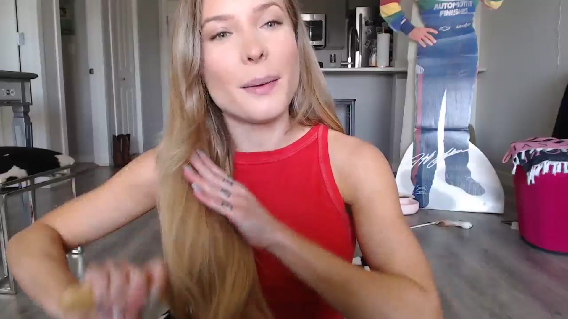 Gallery image thumbnail from AlexisWildest's myfreecams stream on, 06/29/2024, 20:31 image 4 of 20