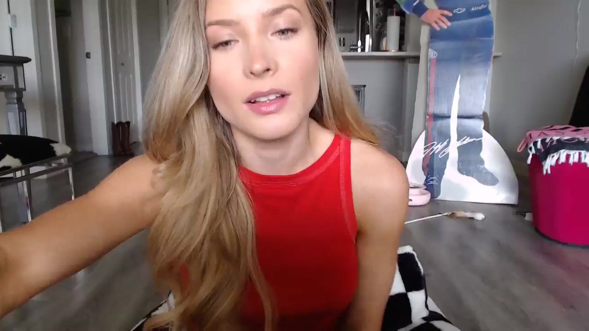 Gallery image thumbnail from AlexisWildest's myfreecams stream on, 06/29/2024, 20:31 image 6 of 20