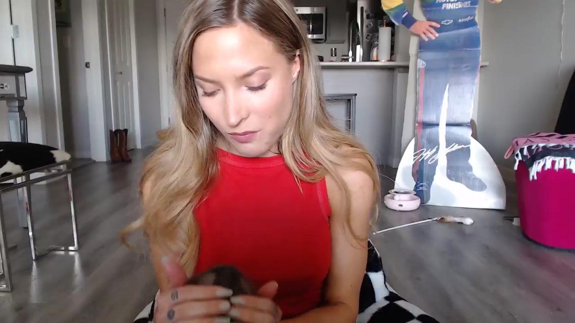 Gallery image thumbnail from AlexisWildest's myfreecams stream on, 06/29/2024, 20:31 image 2 of 20