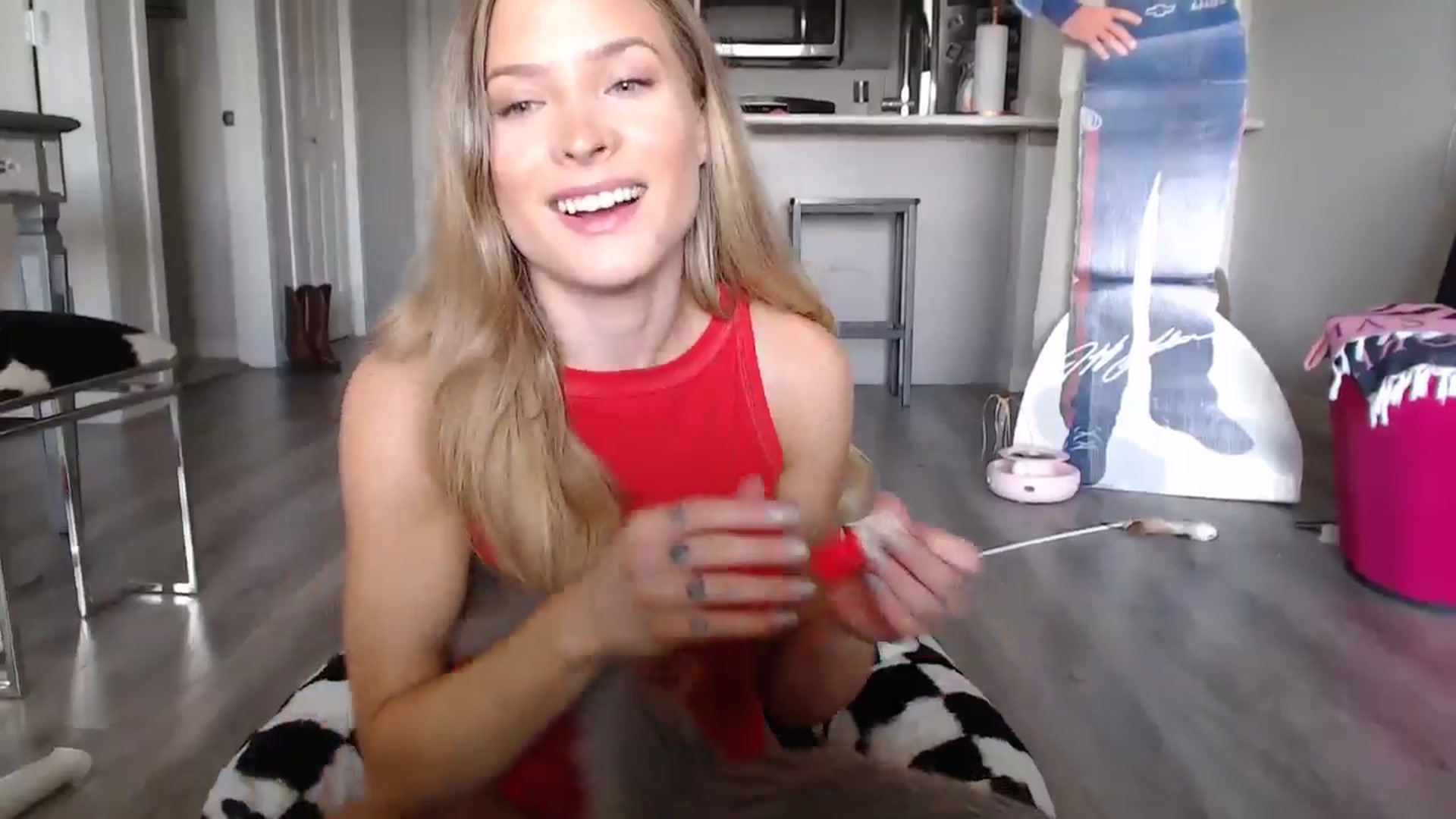 Gallery image thumbnail from AlexisWildest's myfreecams stream on, 06/29/2024, 21:32 image 12 of 20